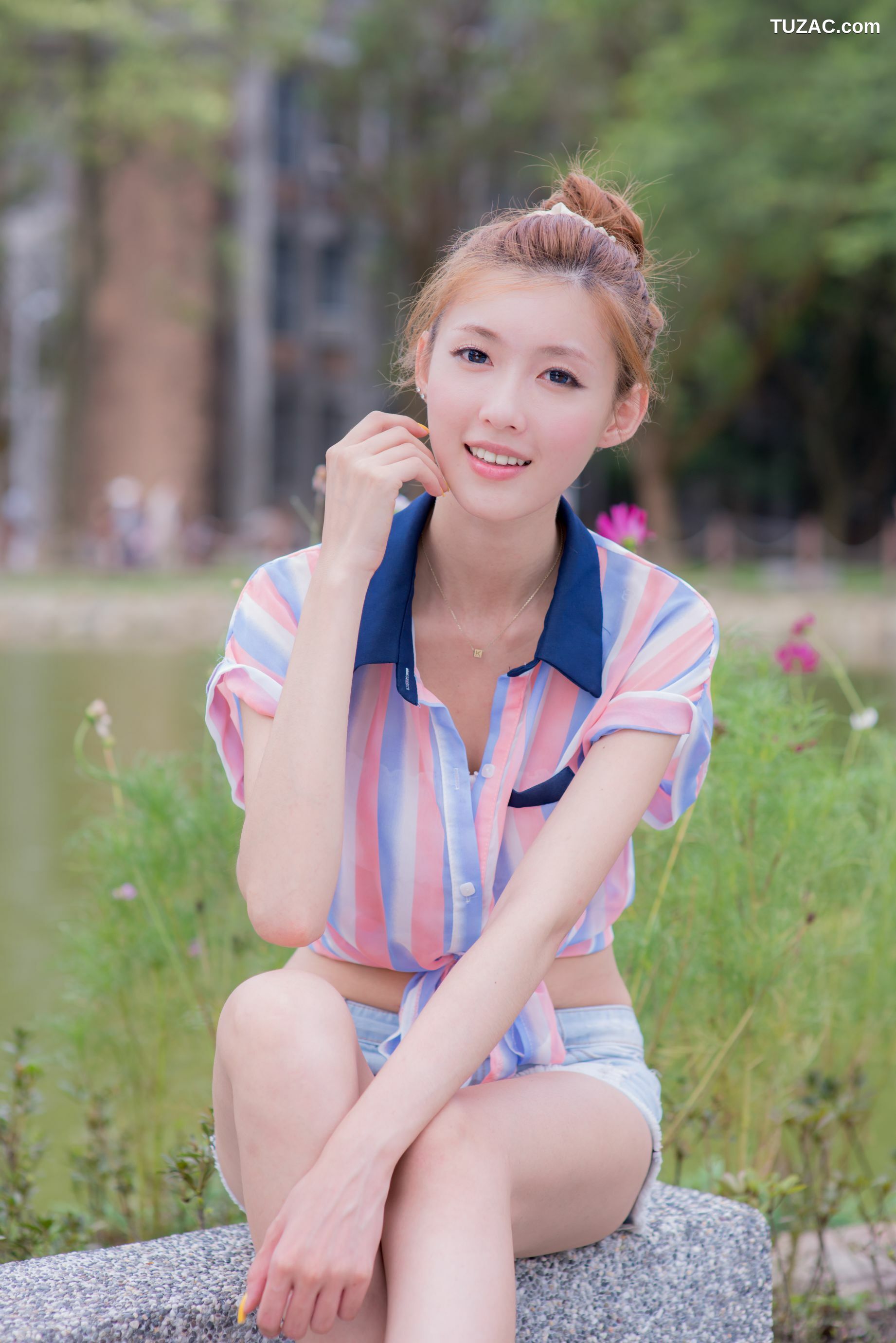 台湾正妹_Kila晶晶/廖挺伶《小清新热裤美腿街拍》写真集