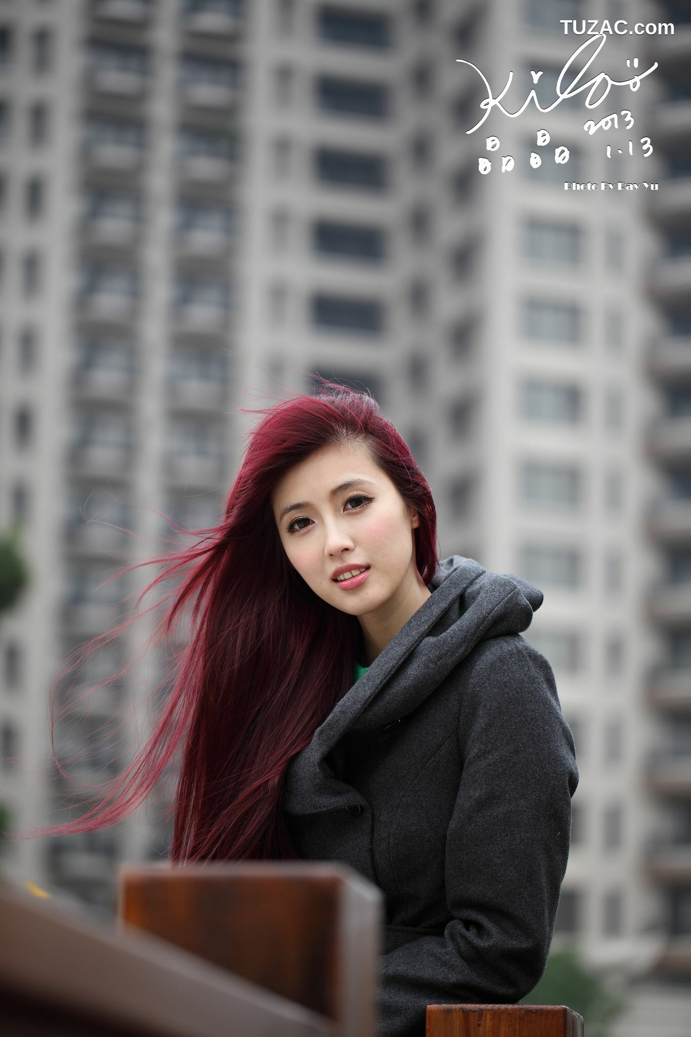 台湾正妹_Kila晶晶/金允乔《街拍冬季风衣系列》 写真集