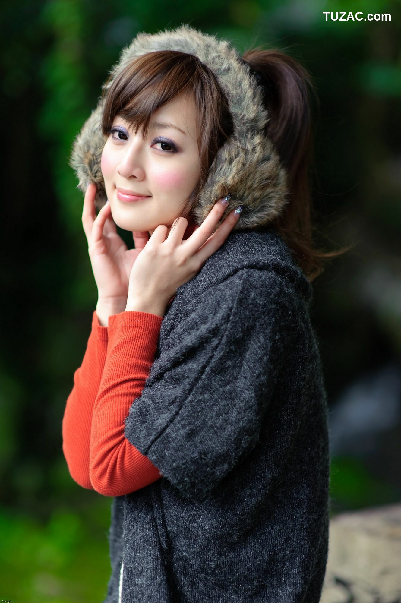 台湾正妹_Mikako/果子MM《雙溪公園+原住民公園外拍》第II部 写真集