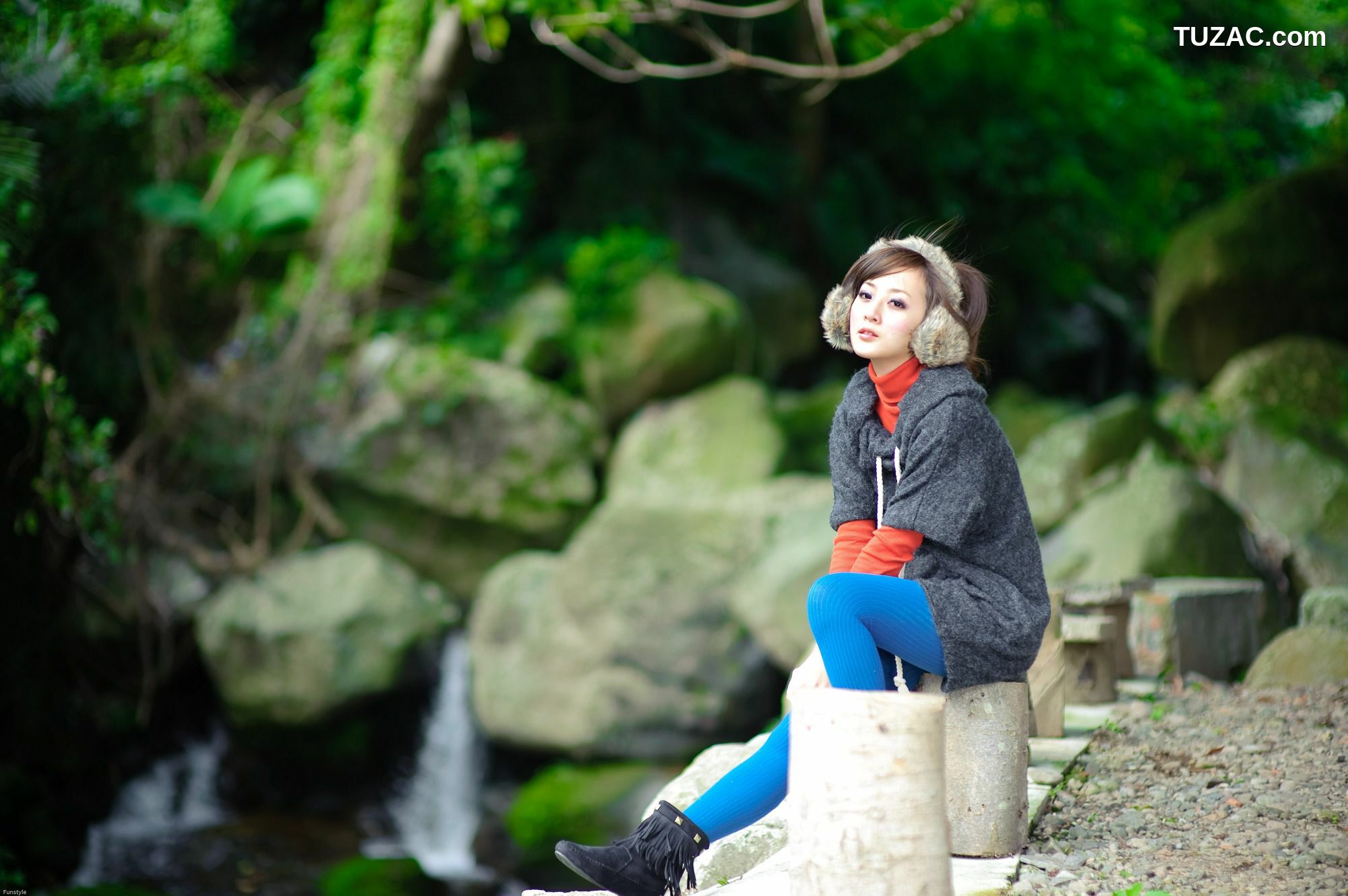 台湾正妹_Mikako/果子MM《雙溪公園+原住民公園外拍》第II部 写真集