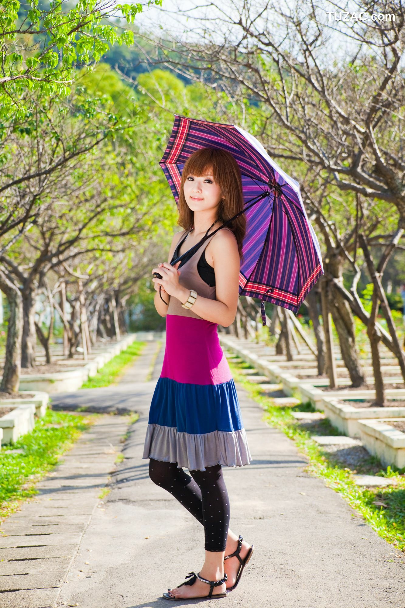 台湾正妹_Mikako/果子MM《雙溪公園+士林官邸外拍》写真集