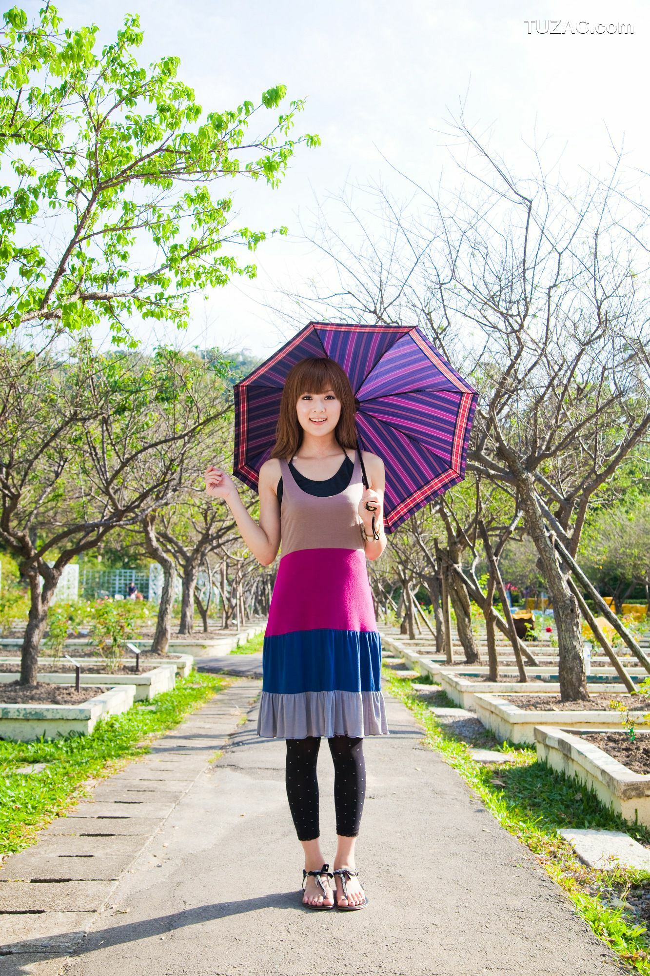 台湾正妹_Mikako/果子MM《雙溪公園+士林官邸外拍》写真集
