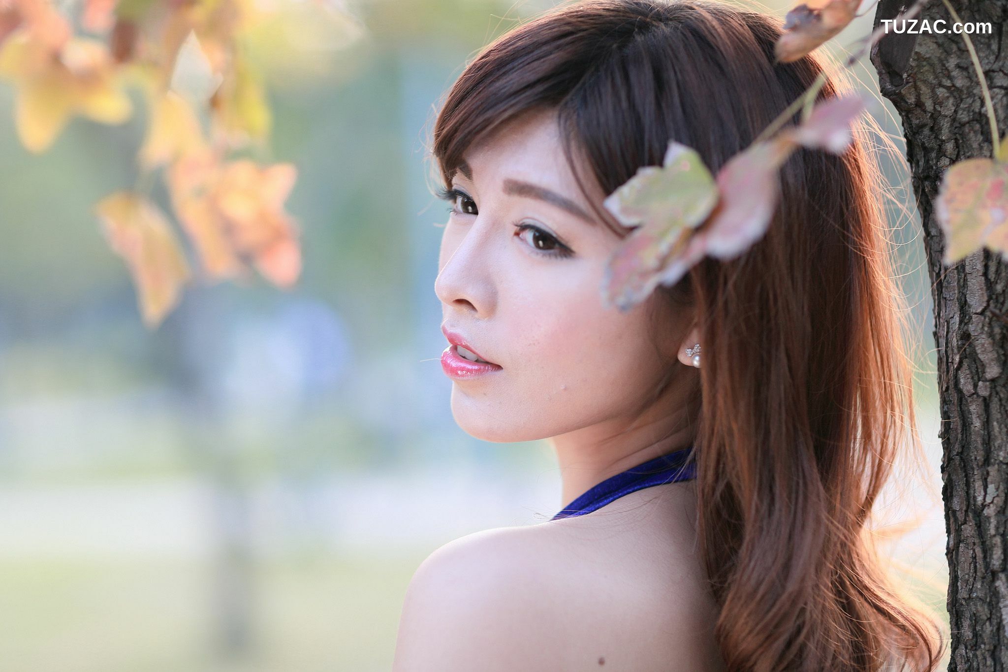 台湾正妹_冰山美人廖坎蒂《初夏公园外拍》写真集
