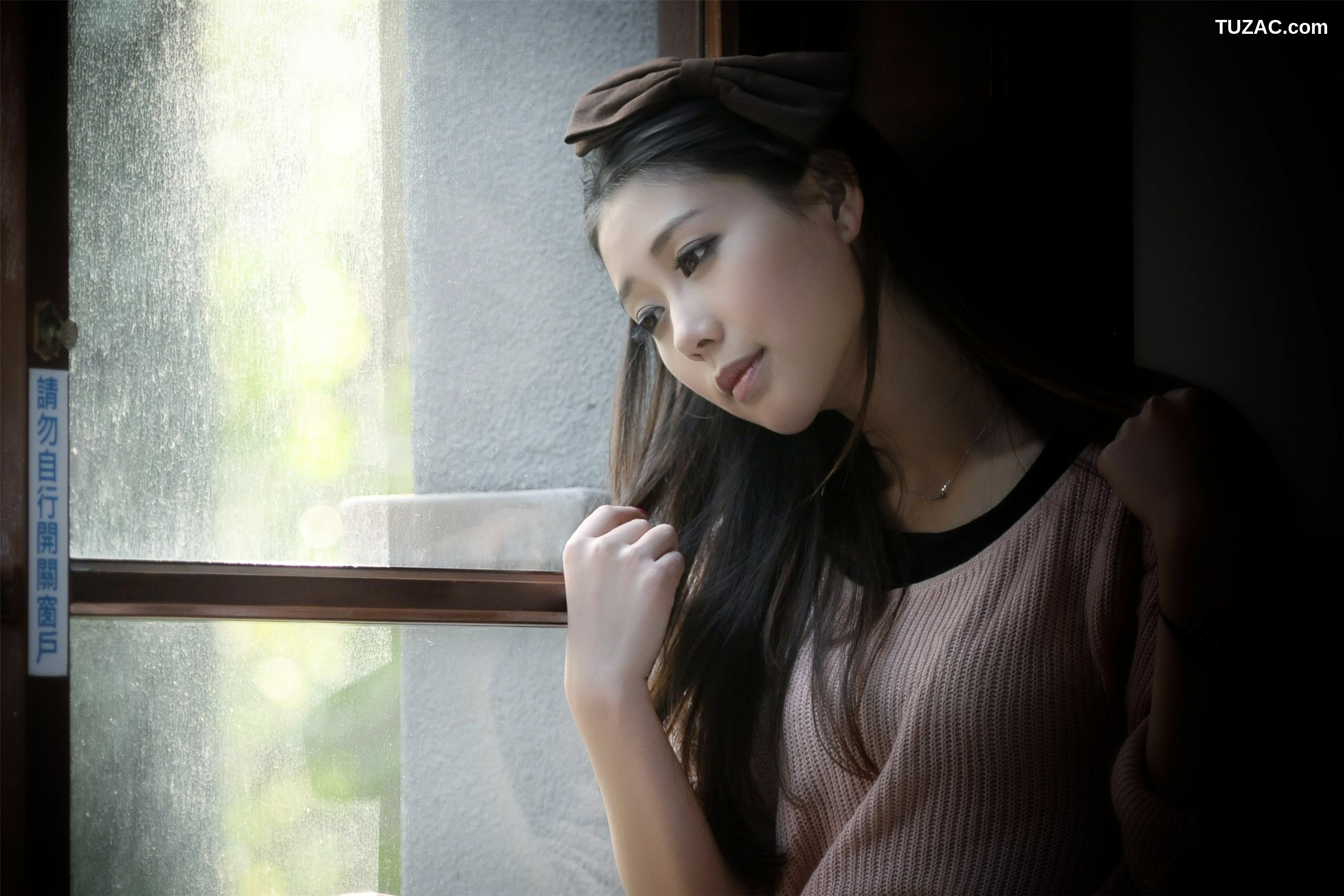 台湾正妹_台湾女神佳贝儿《唯美时尚外拍》写真集