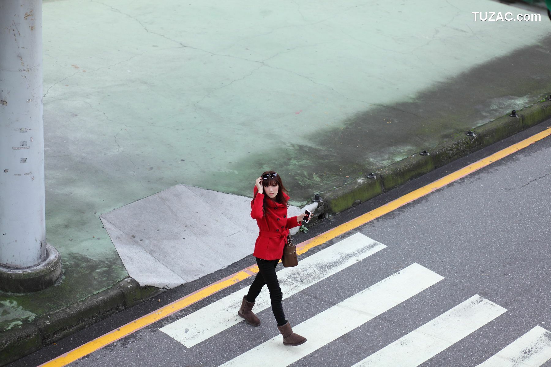 台湾正妹_台湾模特Kila晶晶/金允乔《4组街拍系列图片》合集