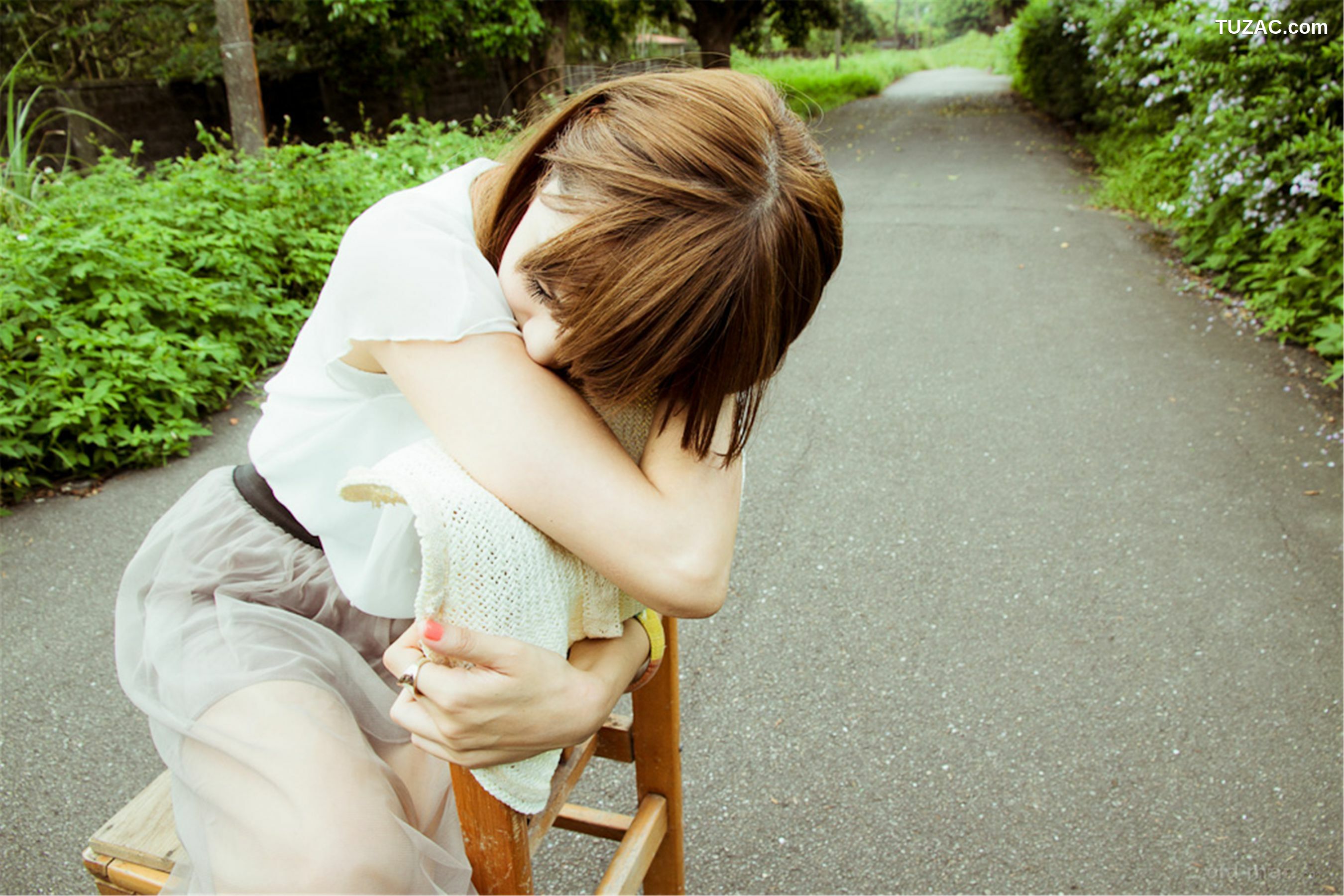 台湾正妹_台湾模特熊维妮《美军宿舍随拍》写真集