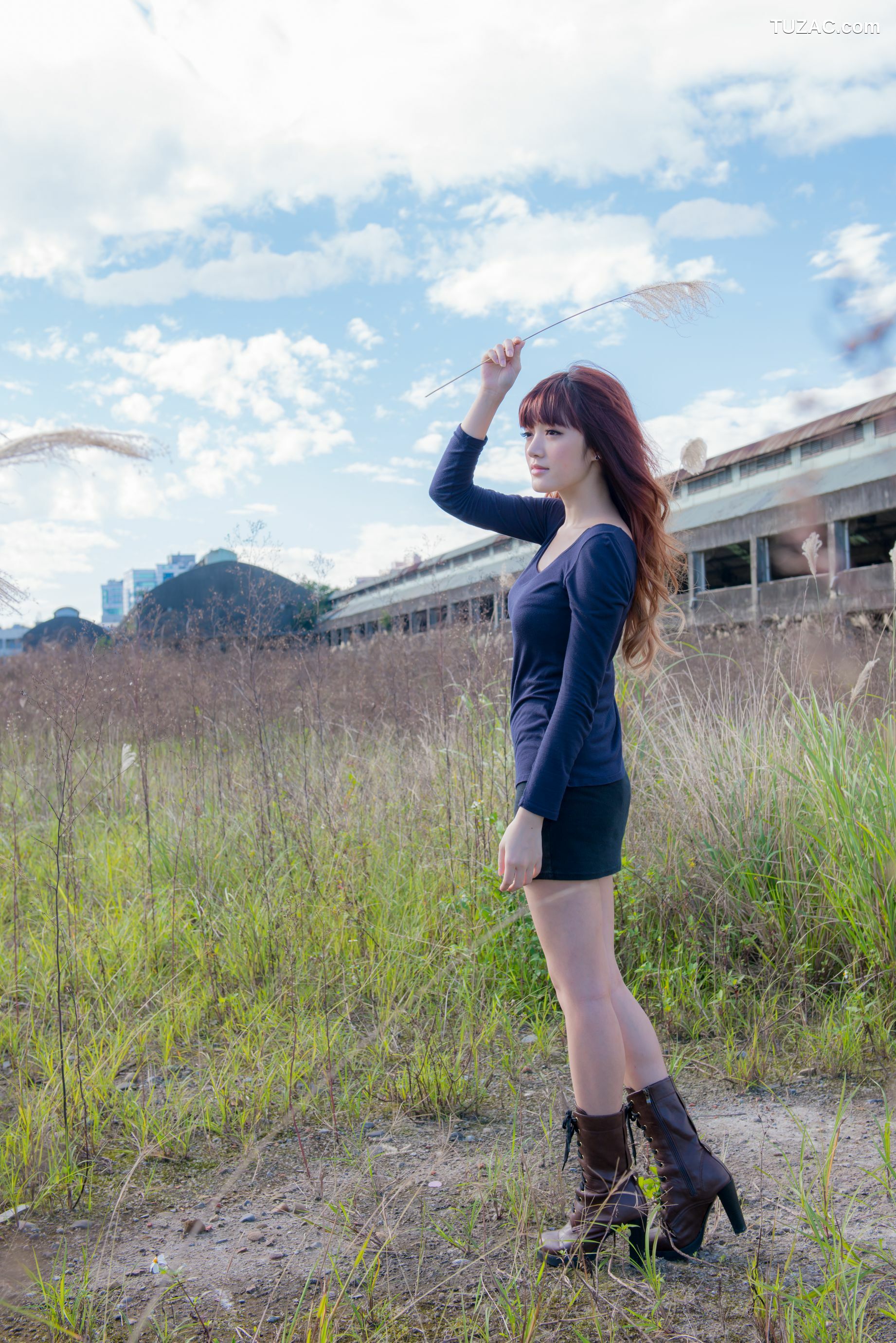 台湾正妹_台湾正妹林岗怡Didy《废墟车站唯美外拍》写真集
