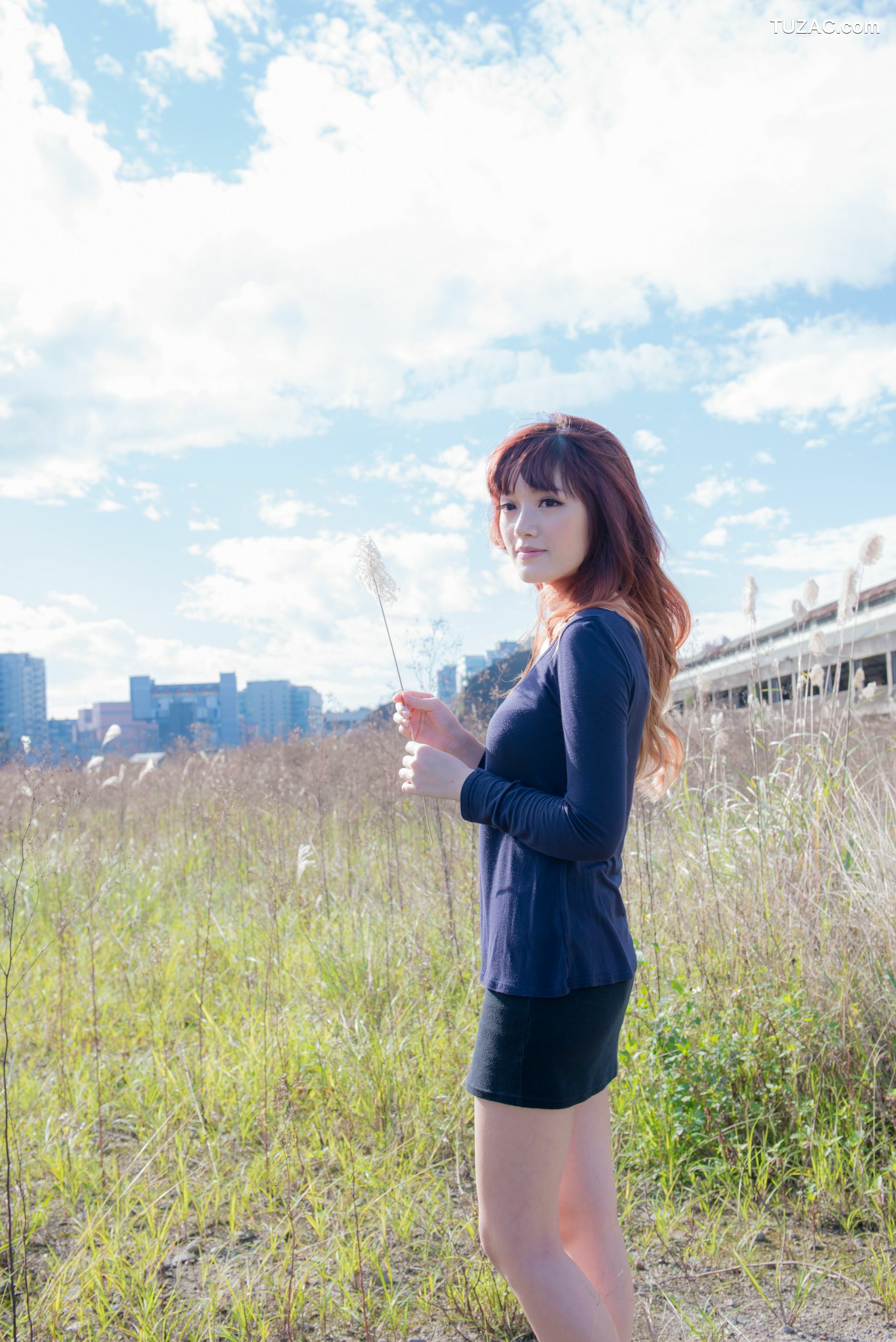 台湾正妹_台湾正妹林岗怡Didy《废墟车站唯美外拍》写真集