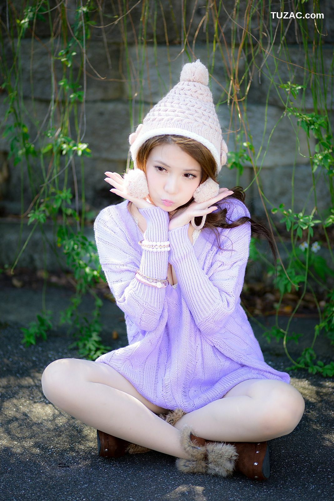 台湾正妹_台湾正妹许睿瑜《黑涩会美眉外拍图片》写真合集