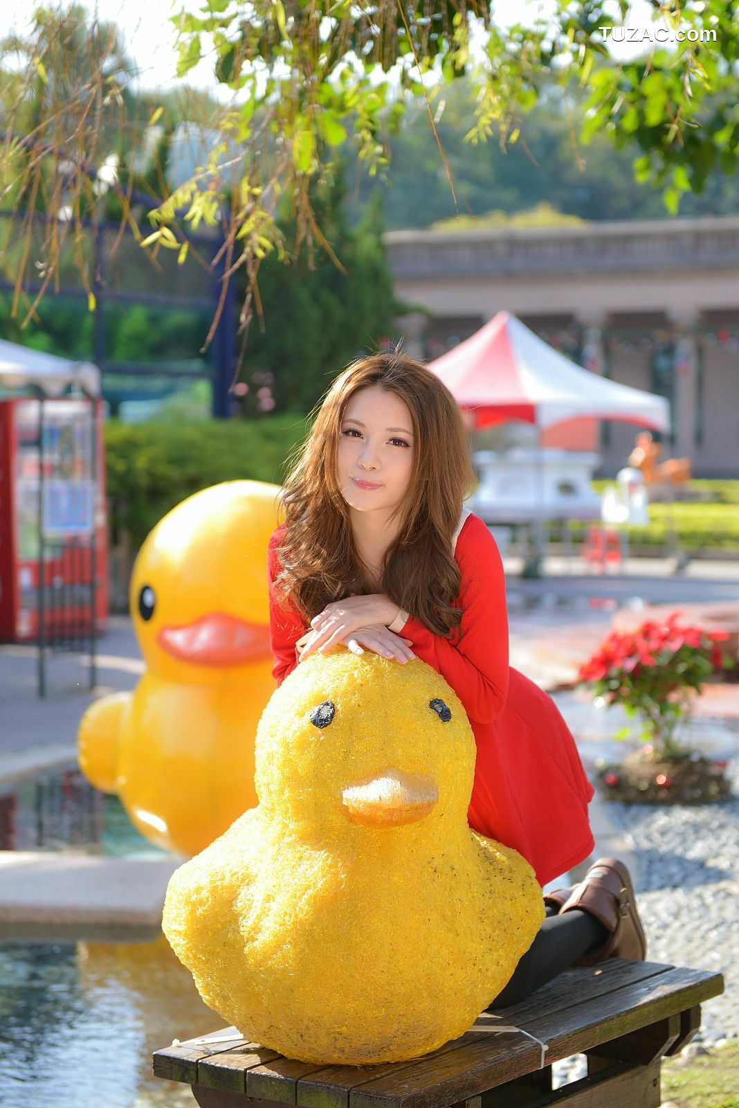 台湾正妹_台湾正妹许睿瑜《黑涩会美眉外拍图片》写真合集