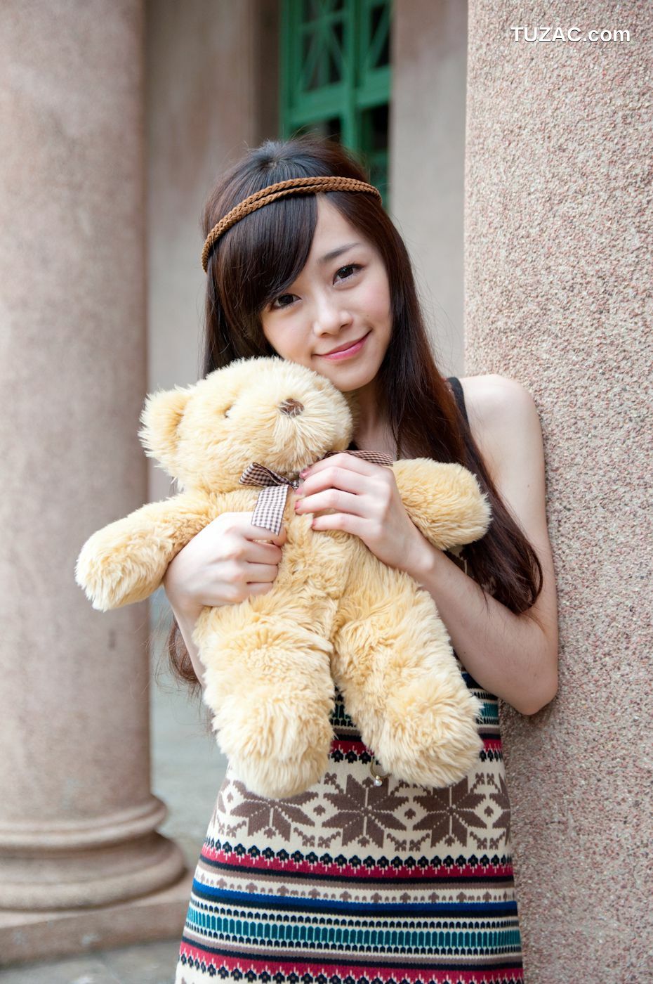 台湾正妹_台湾清纯正妹Mika《水博管街拍》写真集