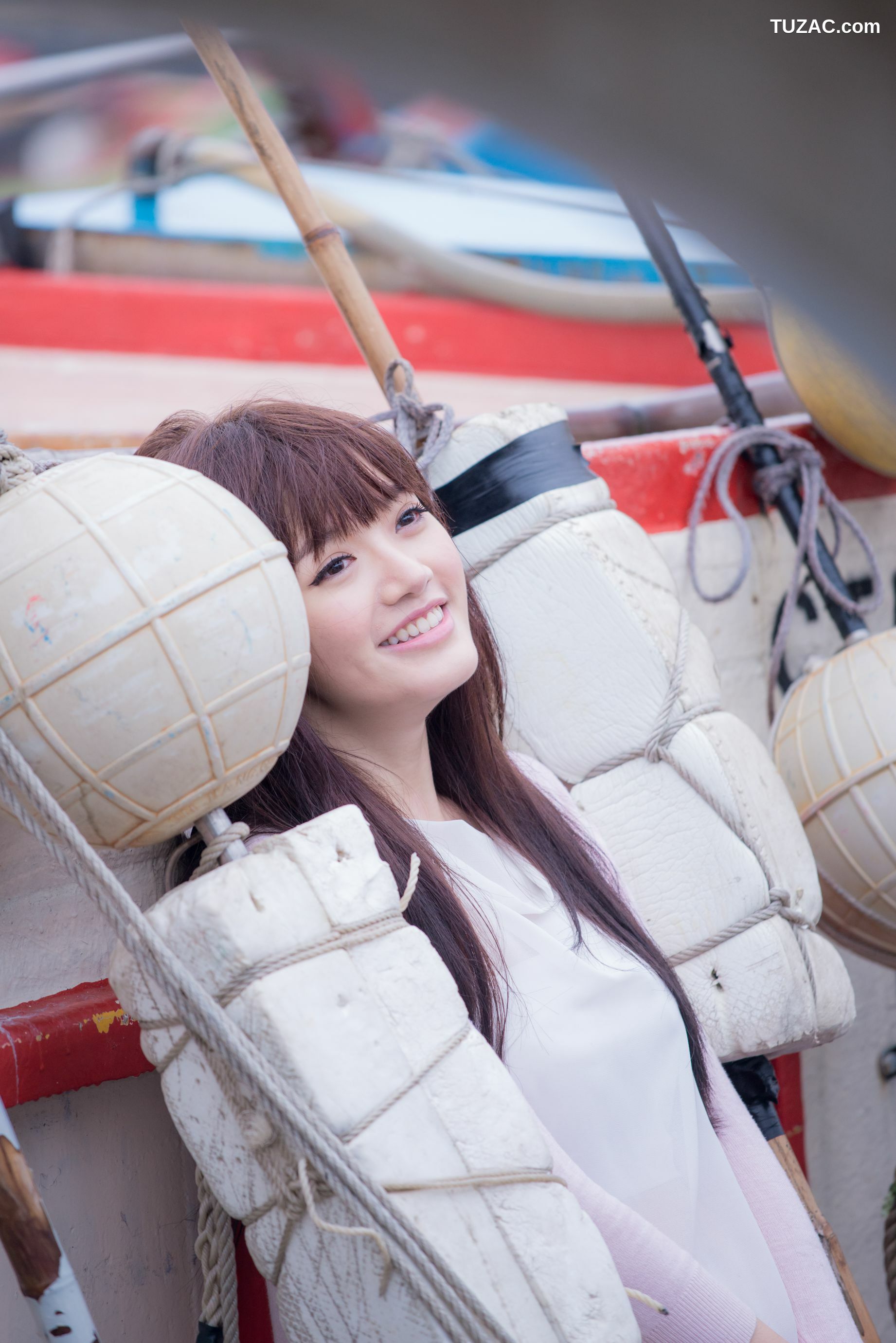 台湾正妹_台湾美女林岗怡Didy《粉色少女》写真集
