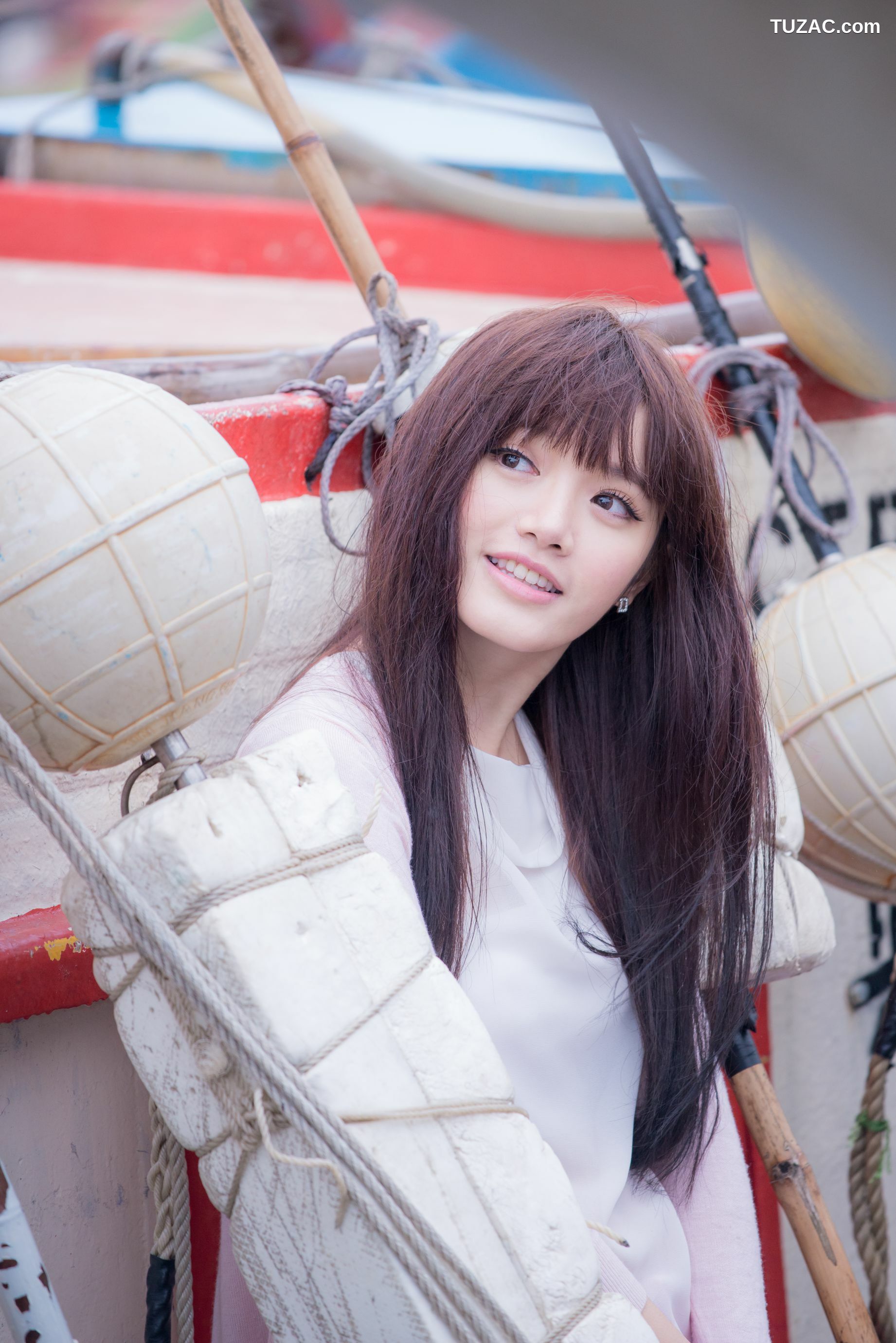 台湾正妹_台湾美女林岗怡Didy《粉色少女》写真集