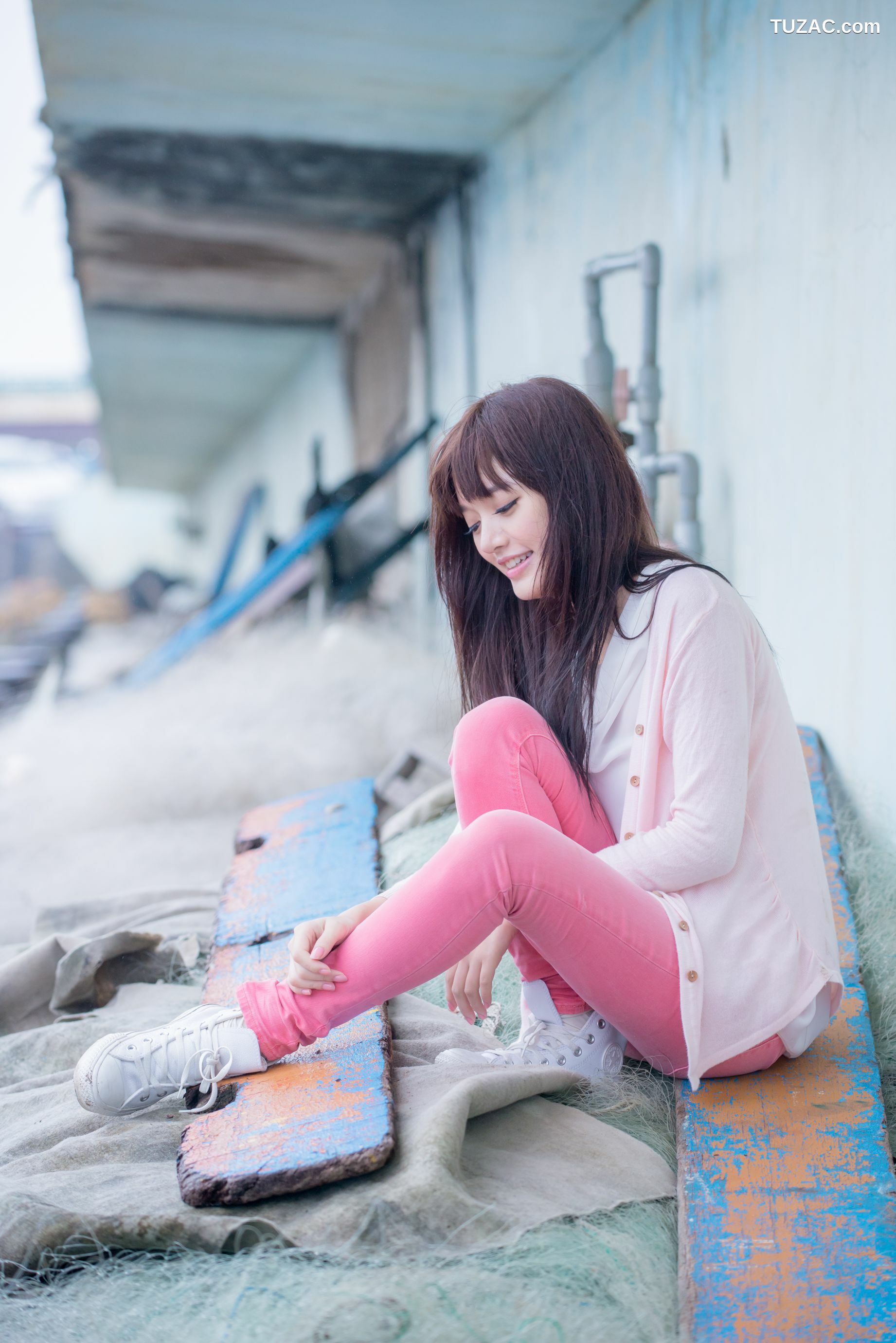 台湾正妹_台湾美女林岗怡Didy《粉色少女》写真集