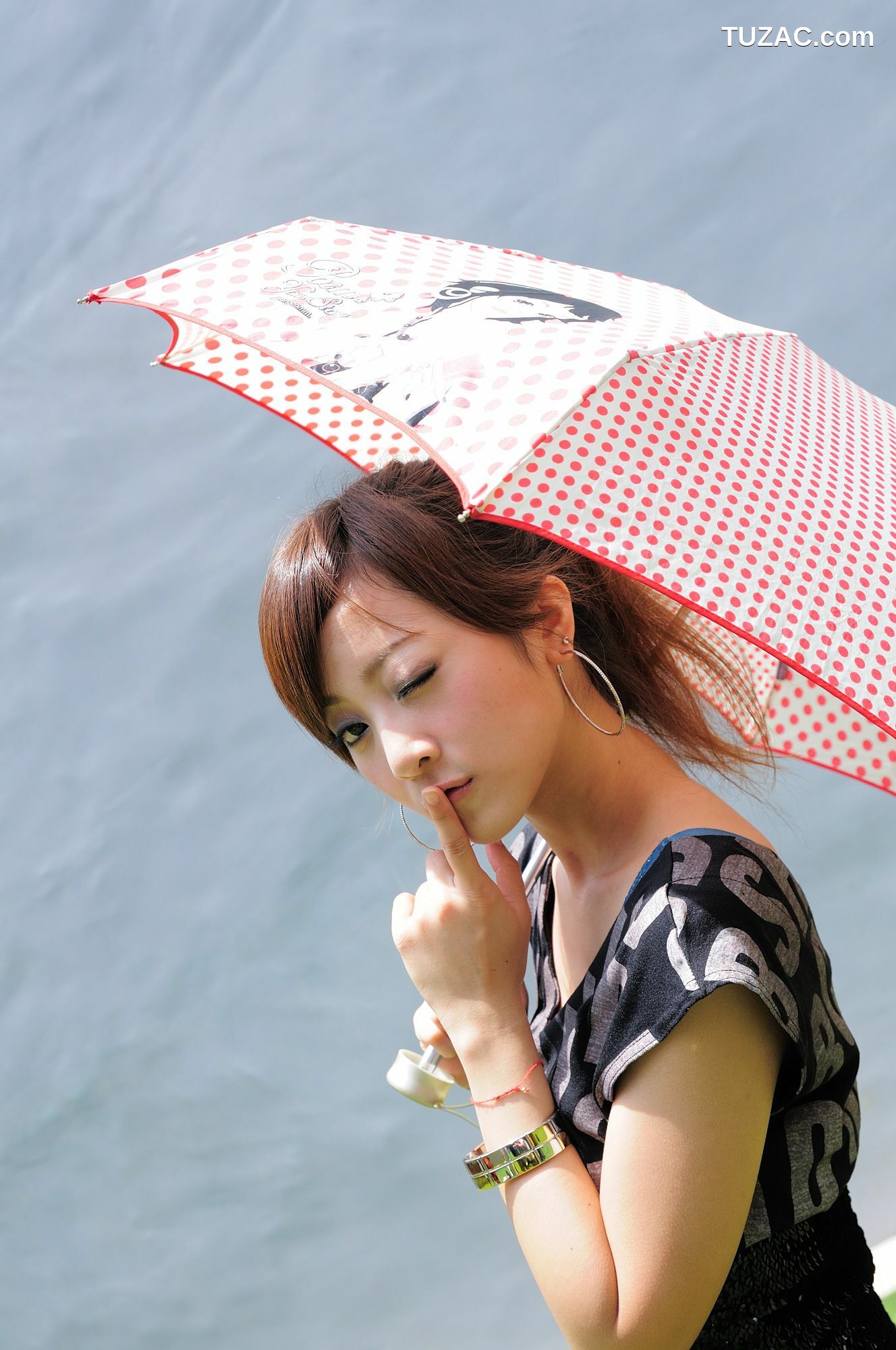 台湾正妹_张允霏/Mikako《公館商圈街拍》写真集
