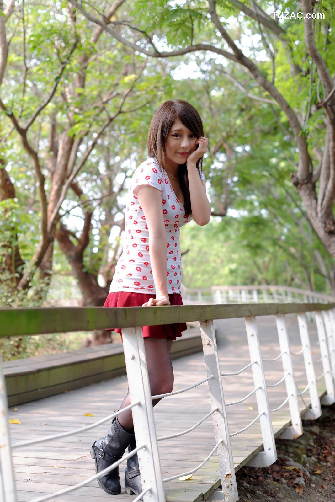 台湾正妹_张齐郡JULIE《外拍写真图片》合集