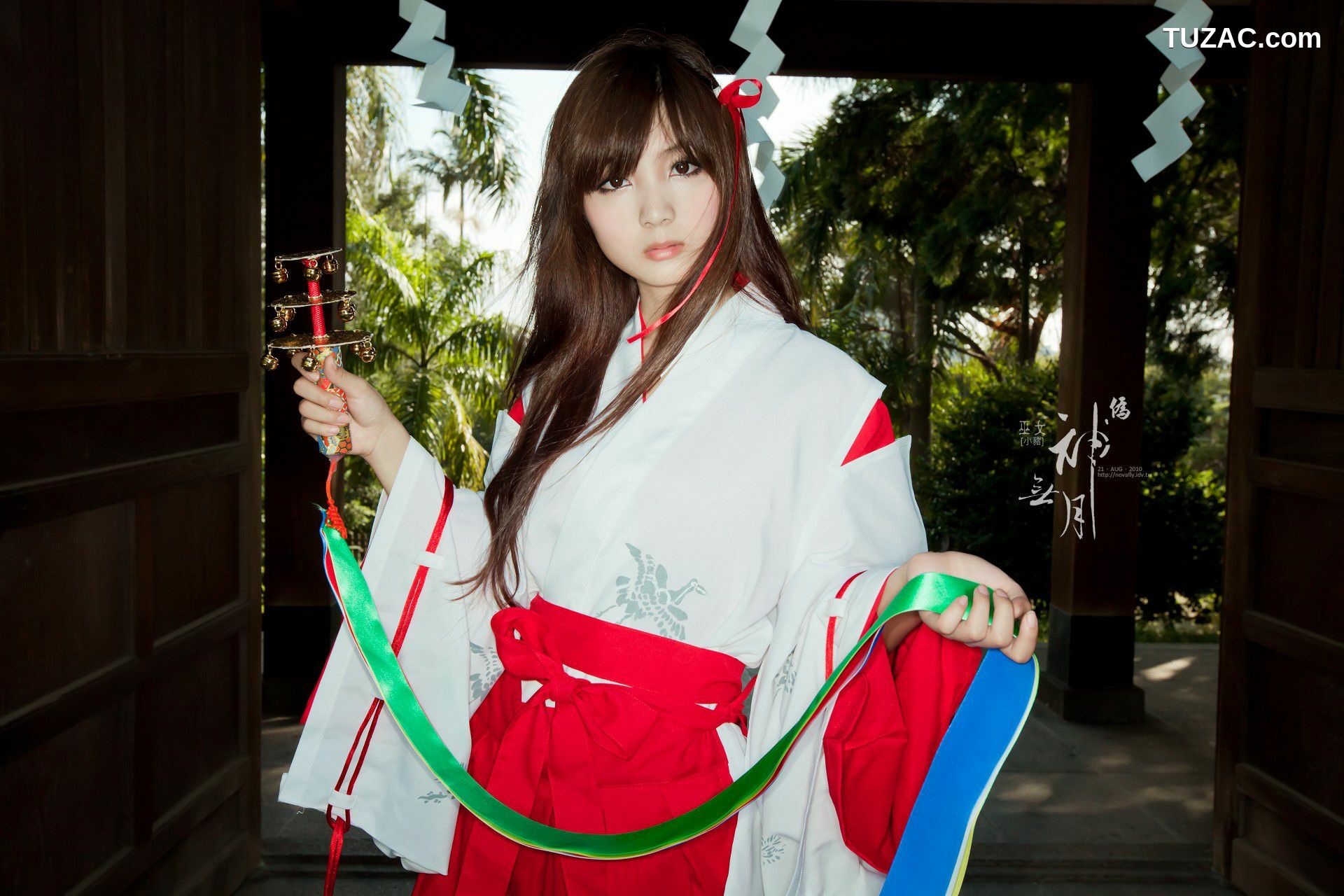 台湾正妹_杨宜轩/Patty小猪《伪.神无月巫女》写真集