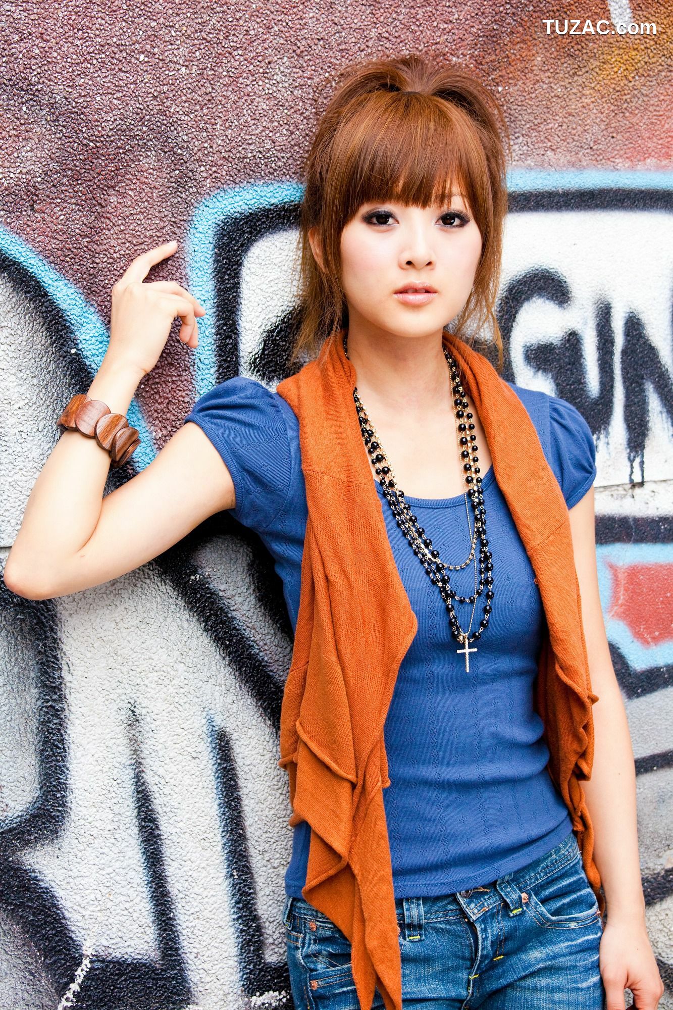 台湾正妹_果子MM/Mikako《華山藝文中心外拍》写真集