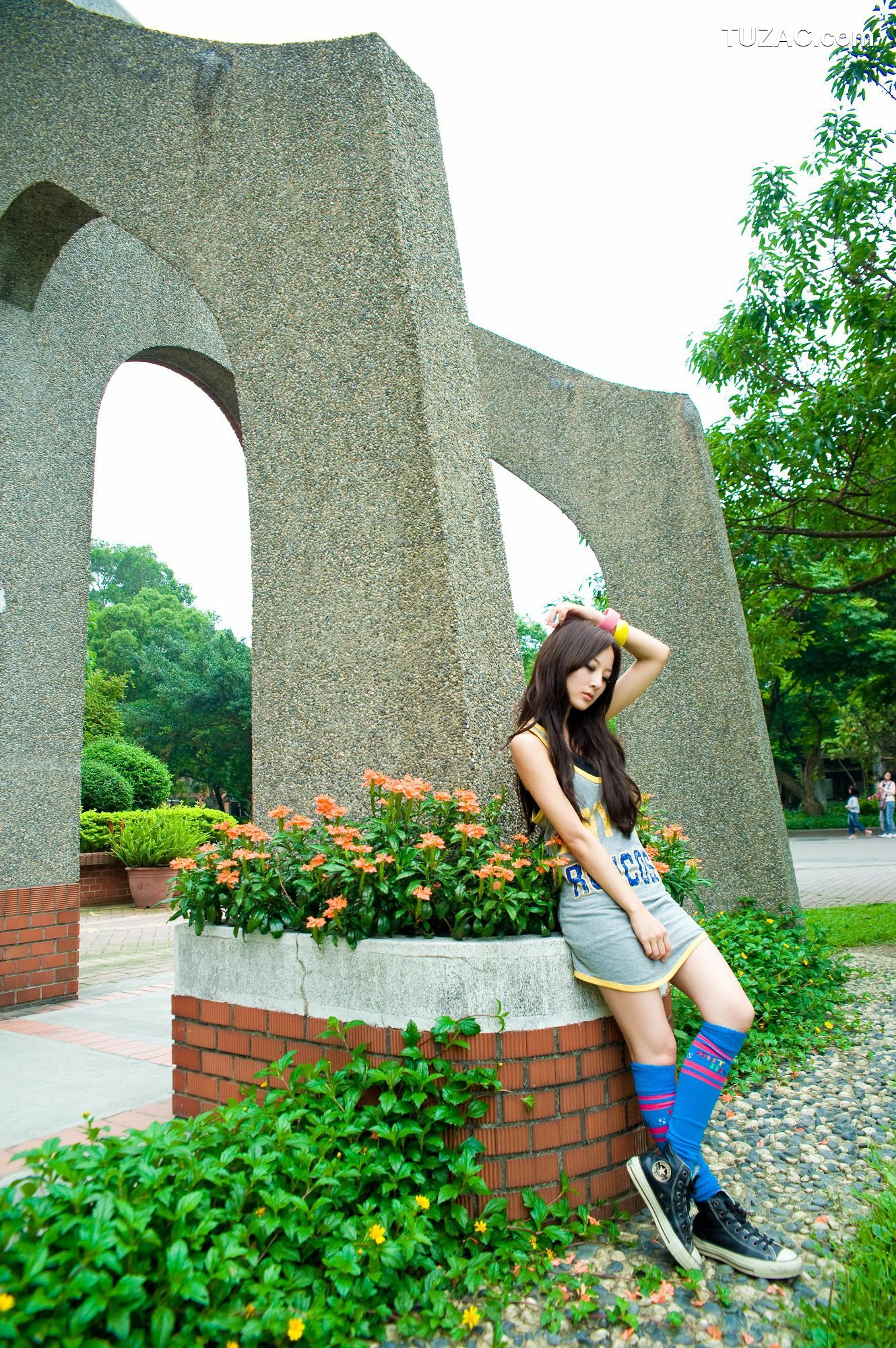 台湾正妹_果子MM/张凯洁《台大外拍》 第9部 写真集