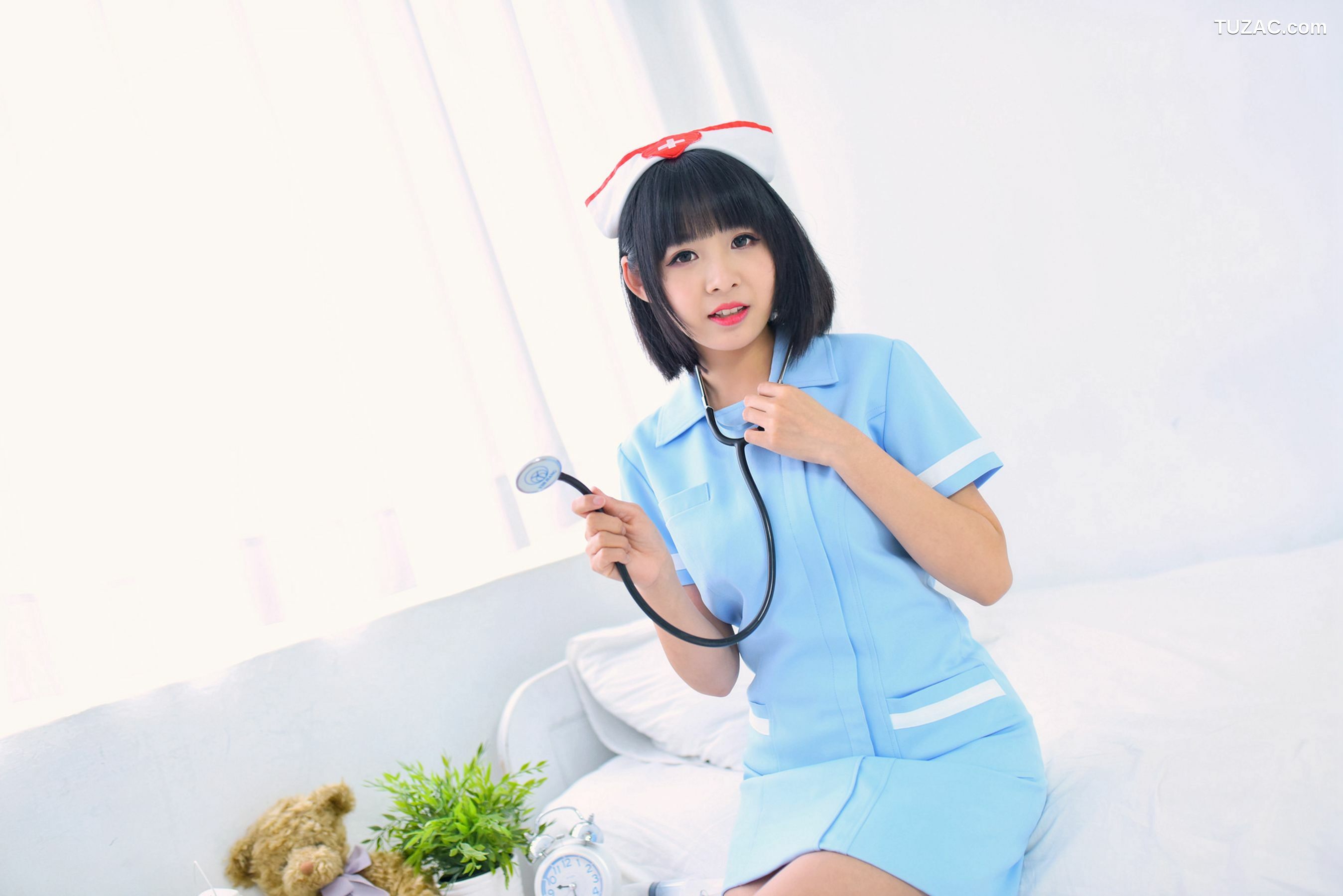 台湾正妹_海琳《护士与女仆》 写真集[40P]