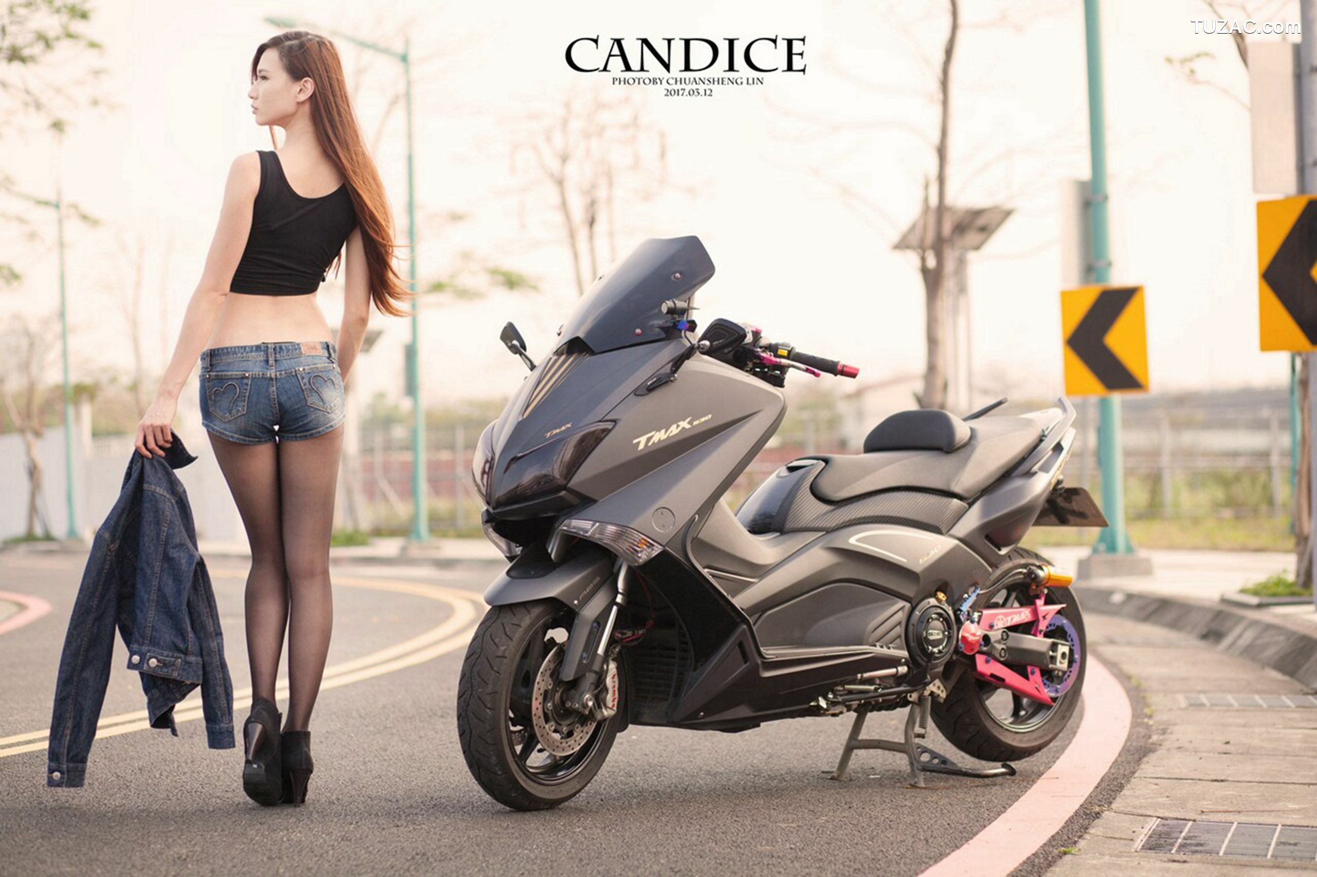 台湾正妹_蔡译心Candice《动感时尚机车女郎》 写真集[75P]