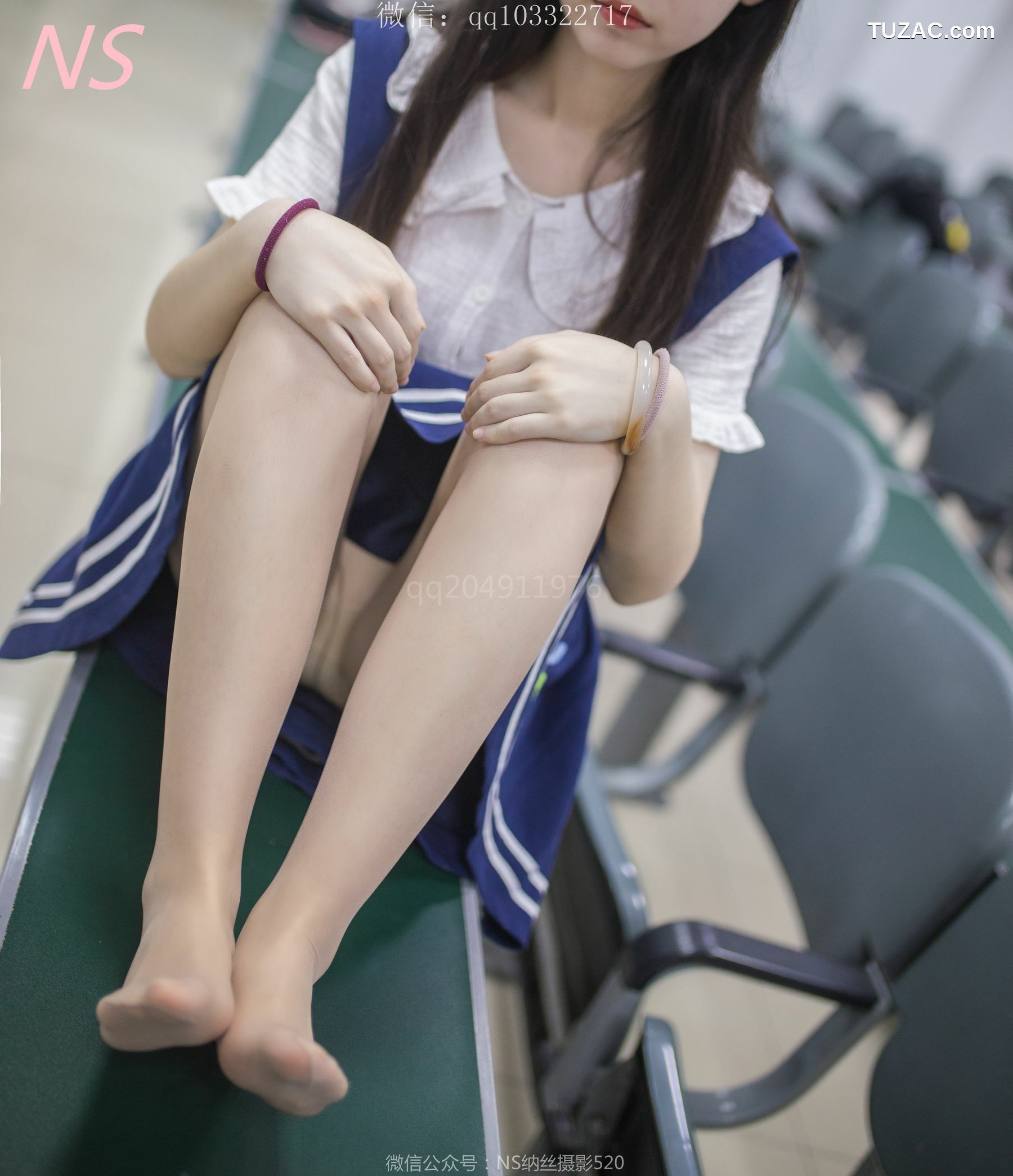 纳丝摄影_小纯《纯纯丝袜萌萌》 写真集[39P]