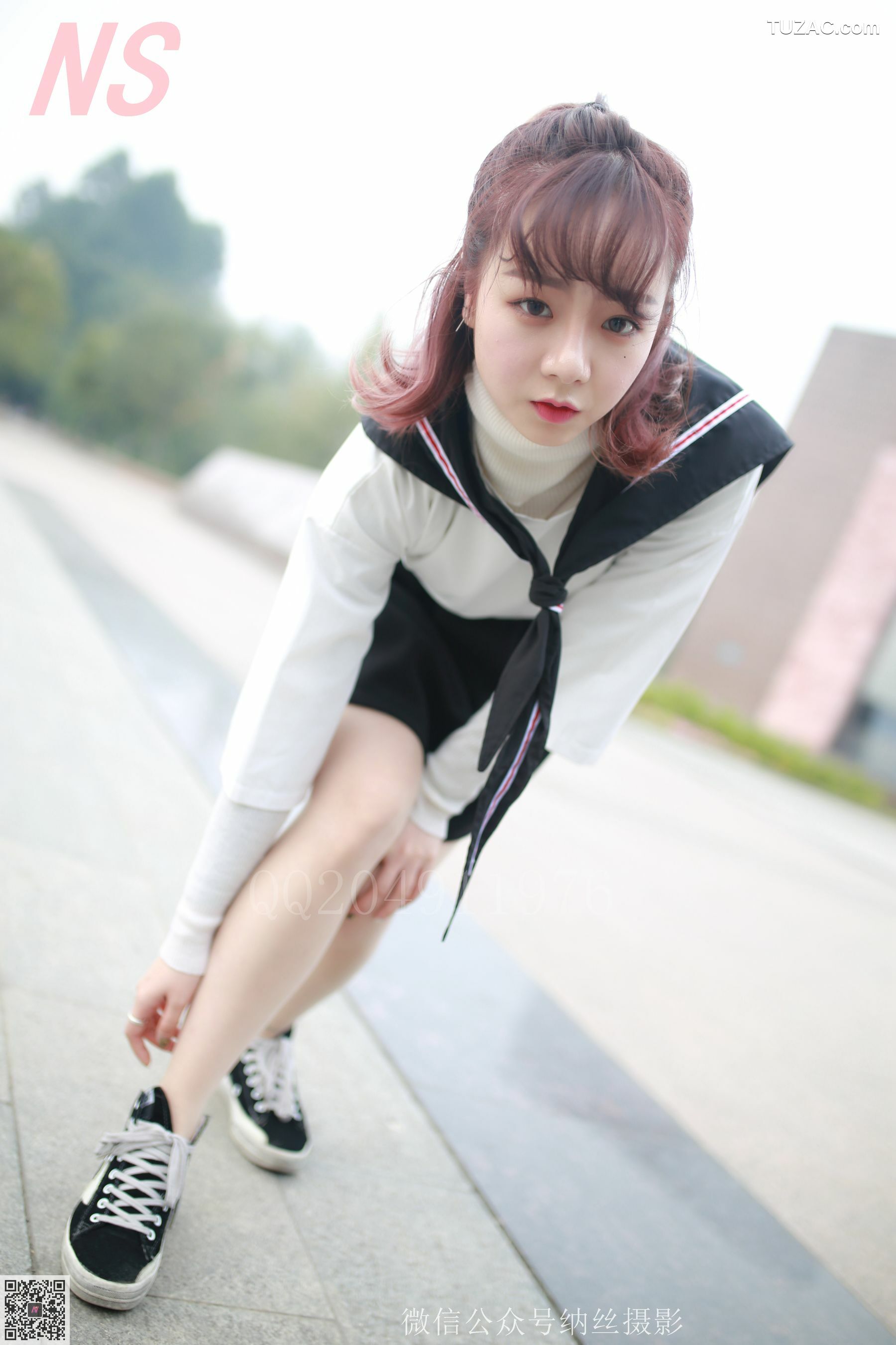 纳丝摄影_然然《大学校园丝袜美足》 NO.100 写真集[111P]