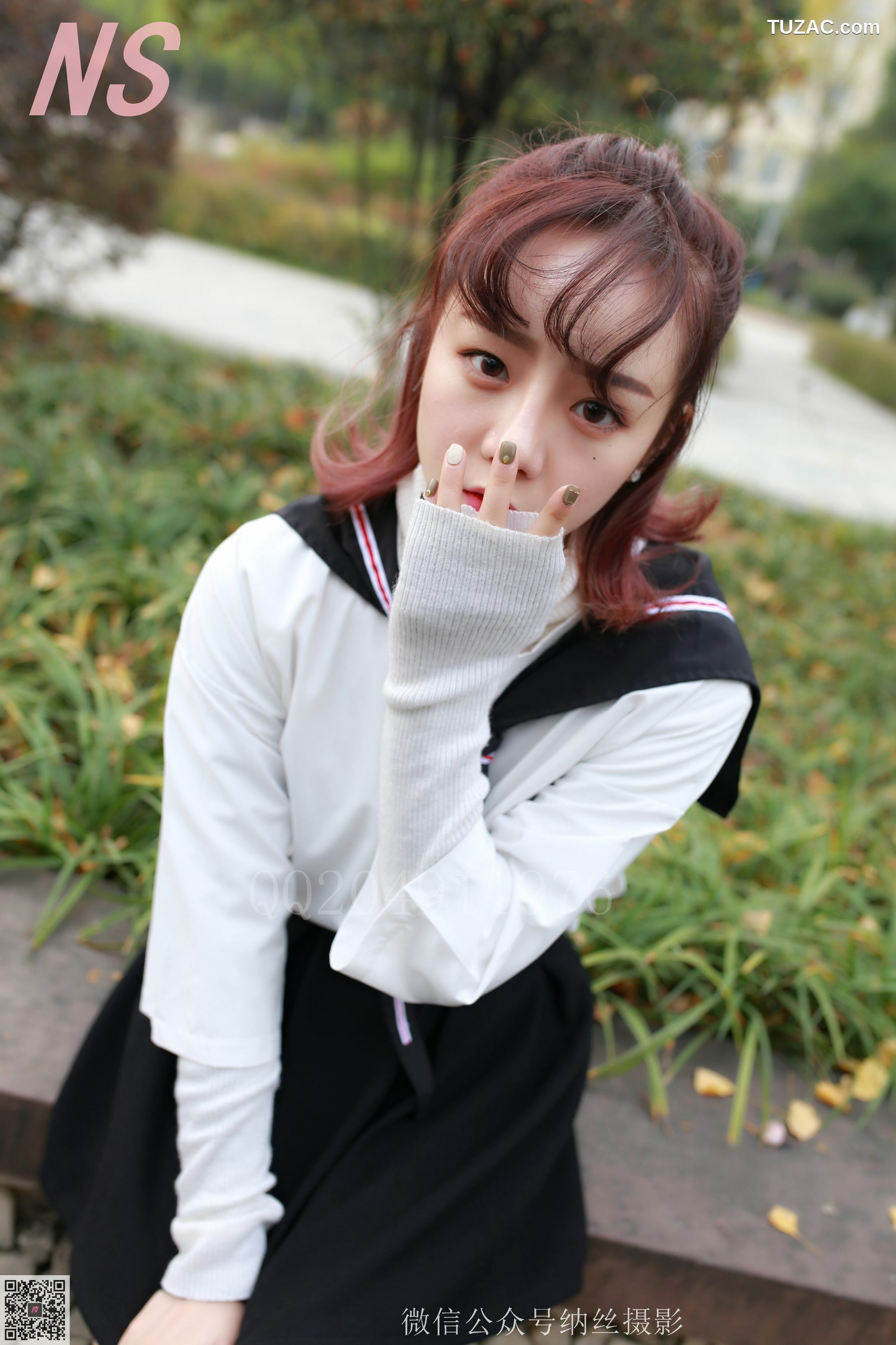 纳丝摄影_然然《大学校园丝袜美足》 NO.100 写真集[111P]