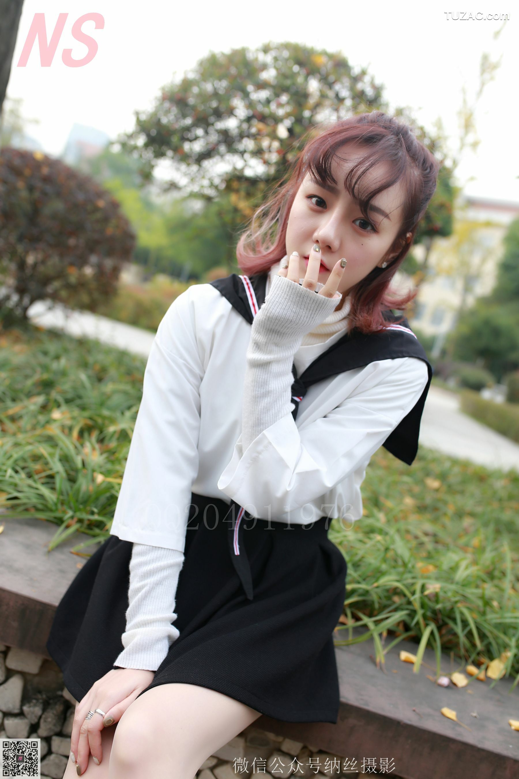 纳丝摄影_然然《大学校园丝袜美足》 NO.100 写真集[111P]