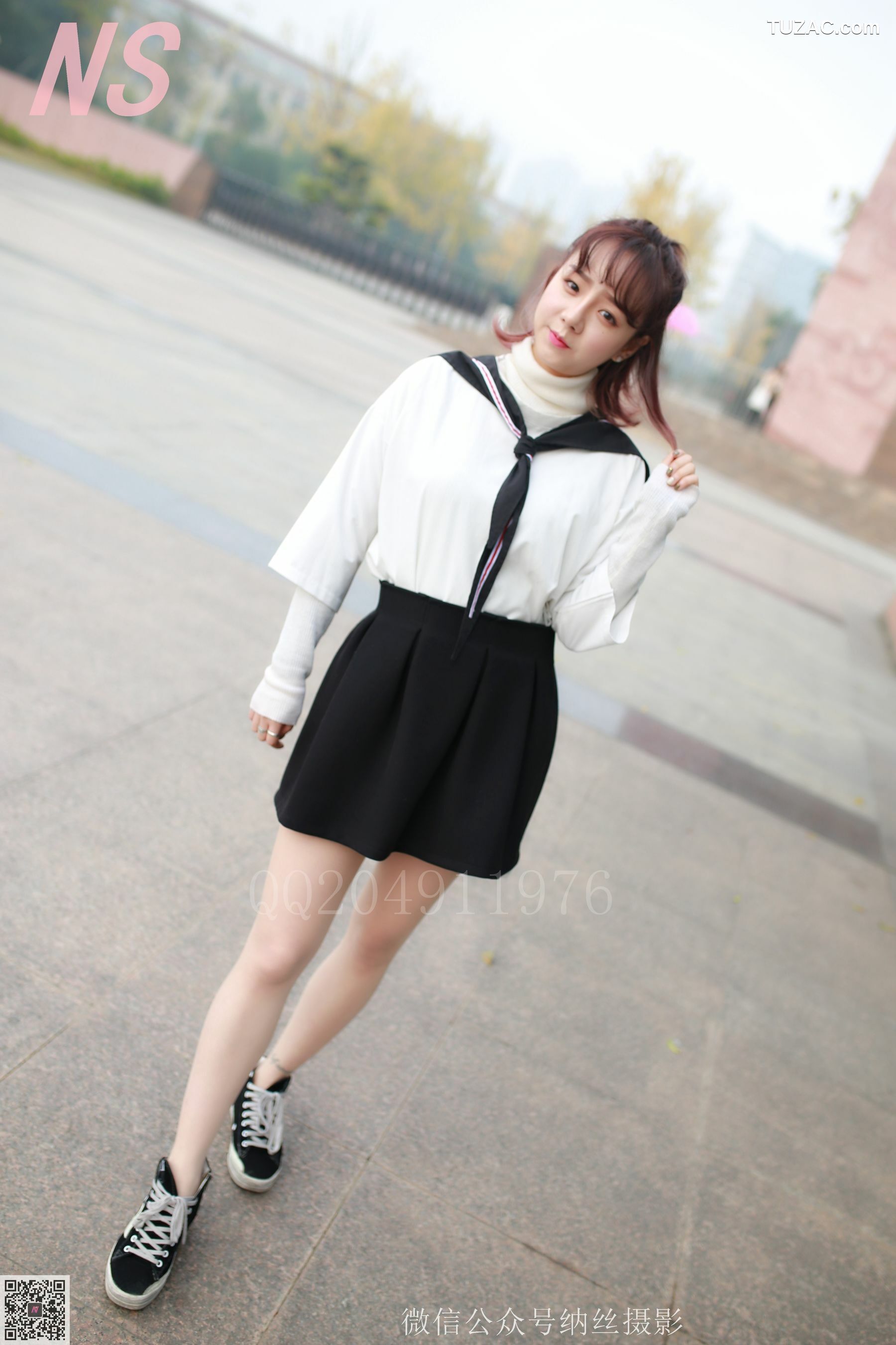 纳丝摄影_然然《大学校园丝袜美足》 NO.100 写真集[111P]