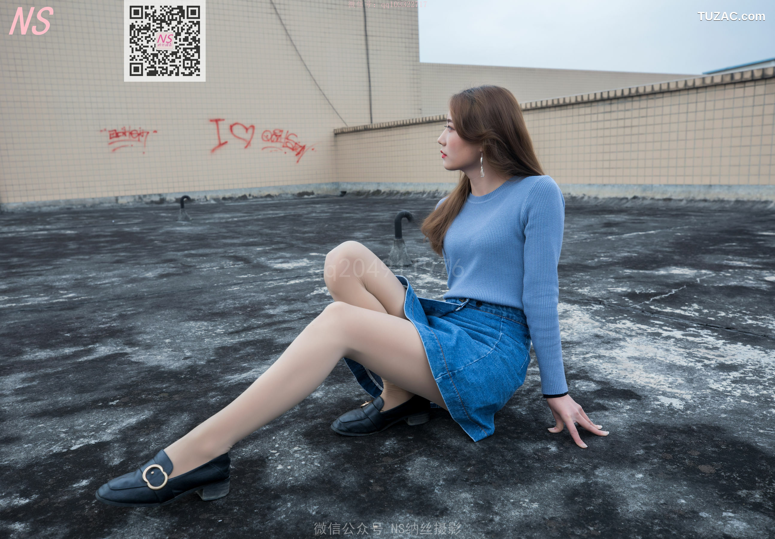纳丝摄影_舒怡《女神天台肉色丝袜》 写真集[99P]