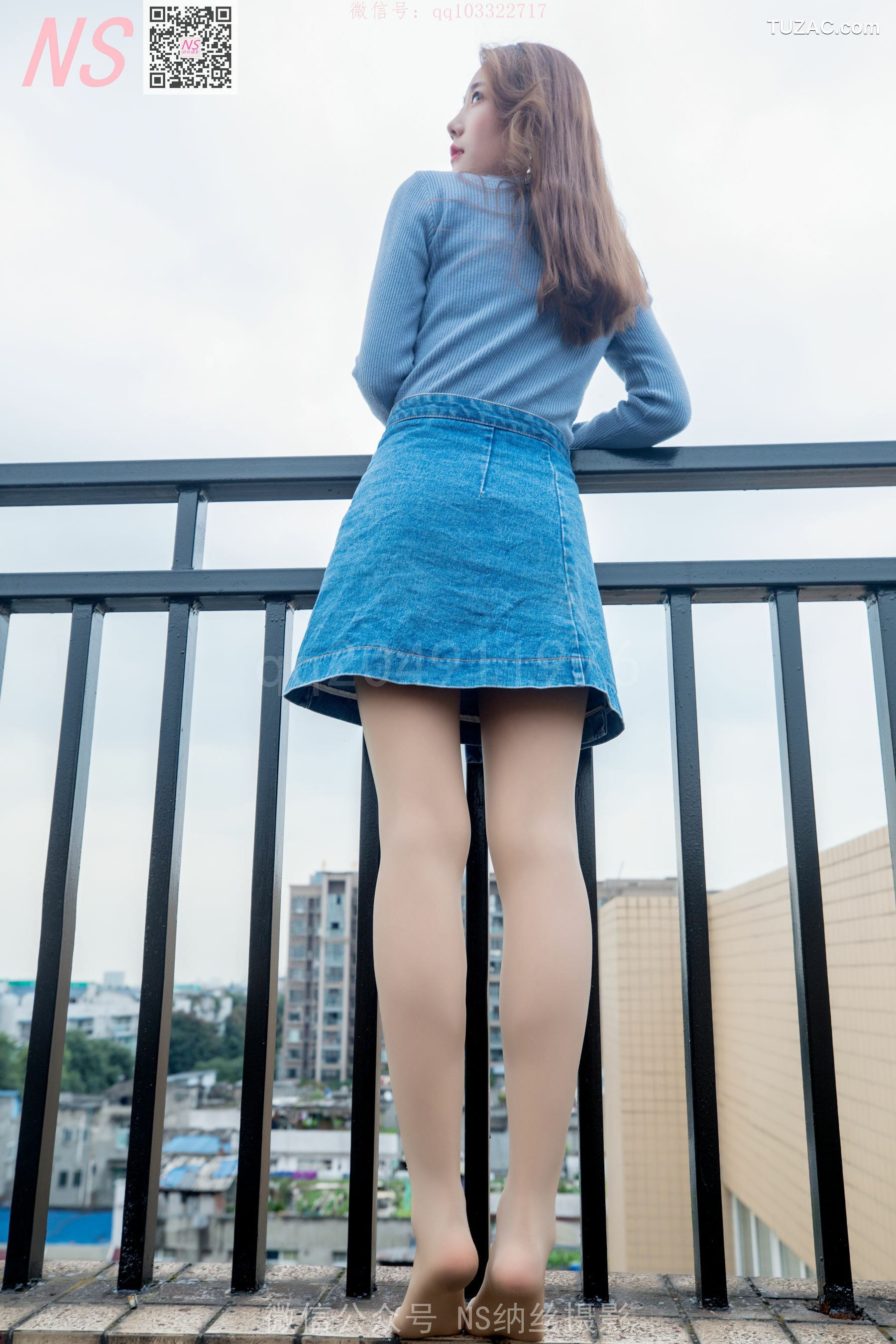 纳丝摄影_舒怡《女神天台肉色丝袜》 写真集[99P]
