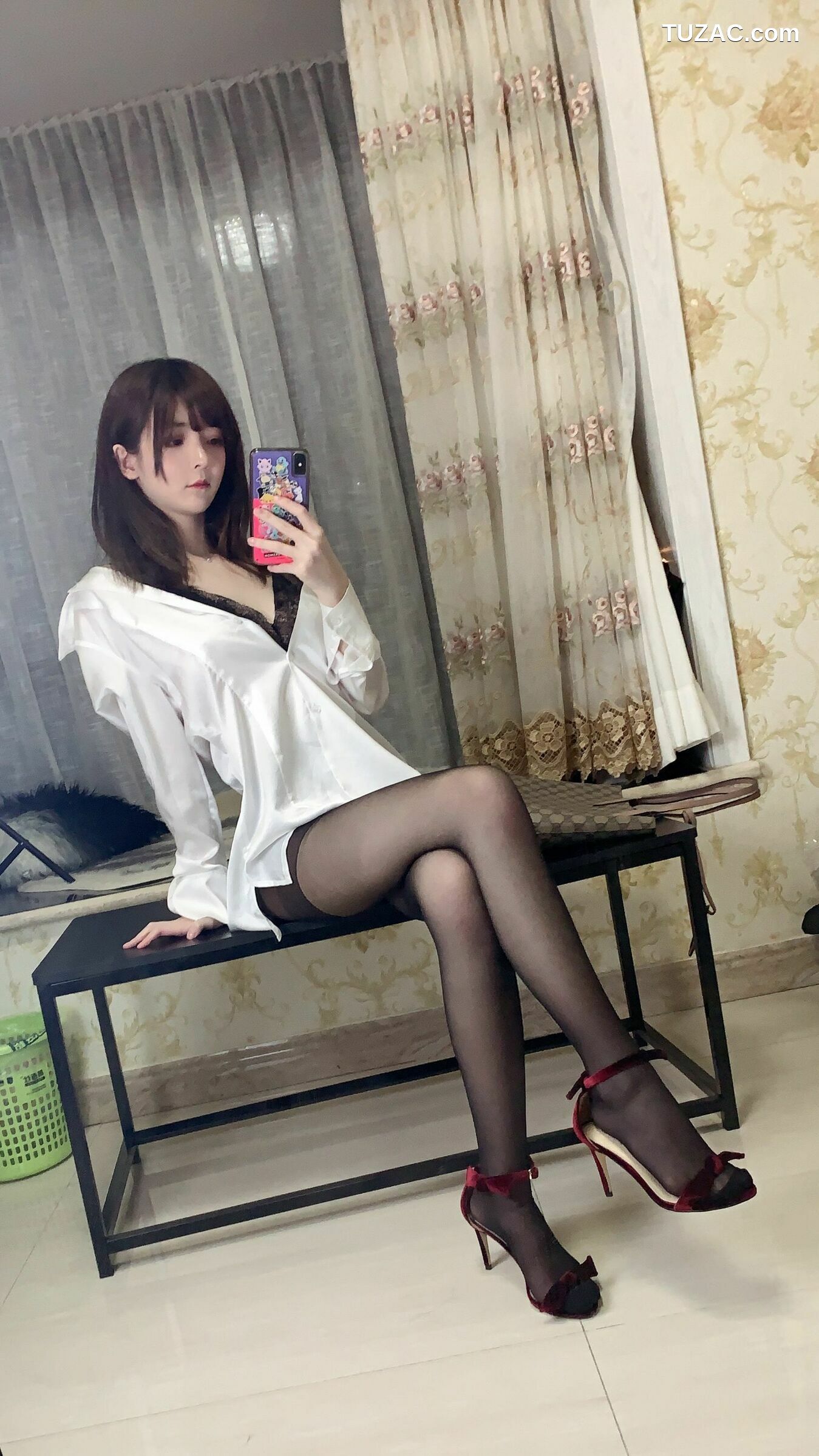 网络美女_ 一小央泽 《约会女友》 写真集[83P]