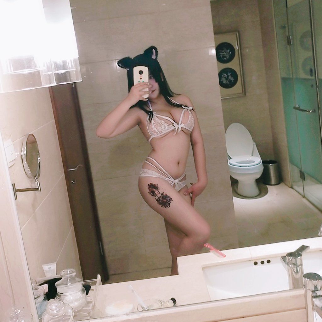 网络美女_夏鸽鸽不想起床 《猫耳》 写真集