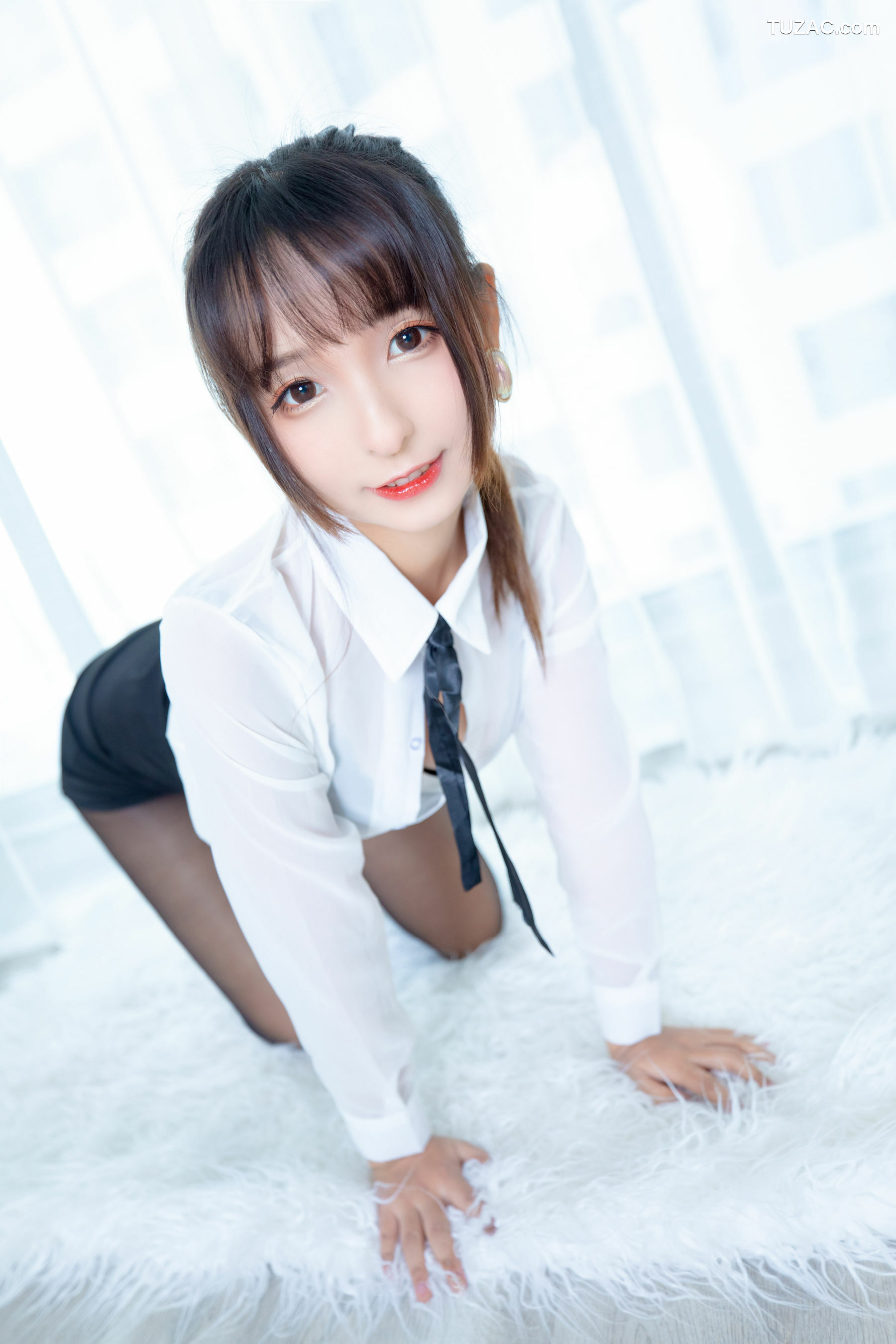 网络美女_神楽坂真冬《ホワイトオフィス》 写真集
