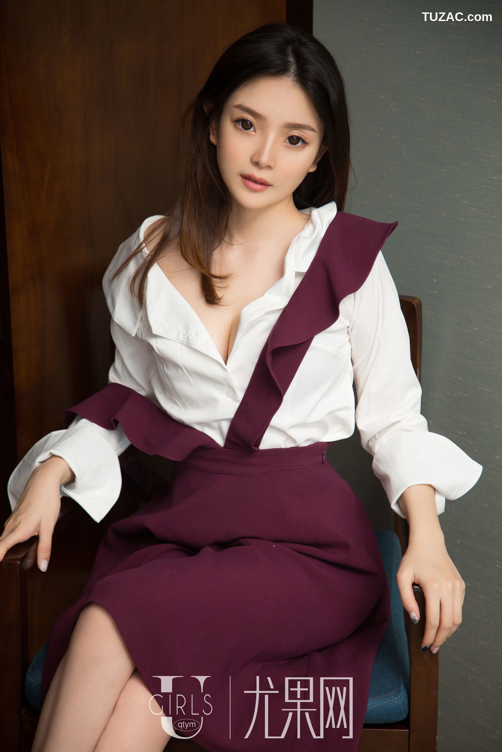 UGirls尤果网-U375-模特Mina-《浪漫主题的现代诗歌》-2018.06.13