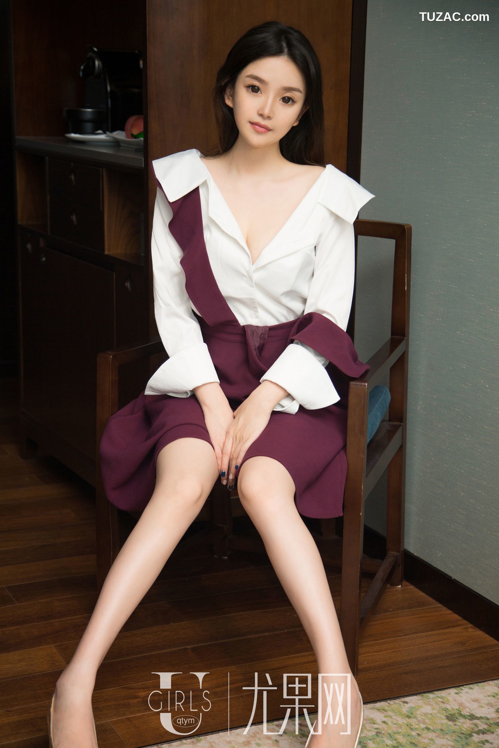 UGirls尤果网-U375-模特Mina-《浪漫主题的现代诗歌》-2018.06.13