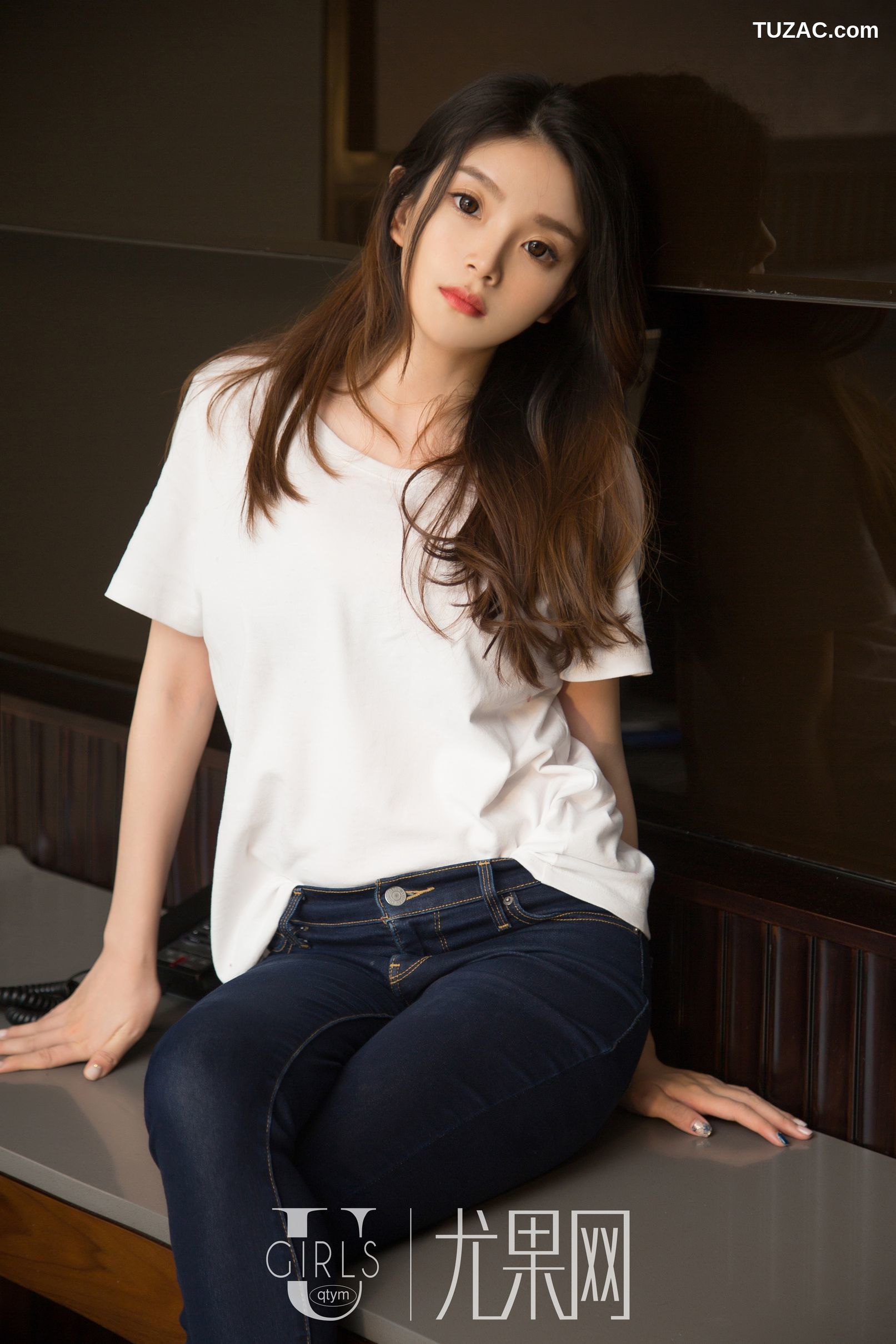 UGirls尤果网-U375-模特Mina-《浪漫主题的现代诗歌》-2018.06.13