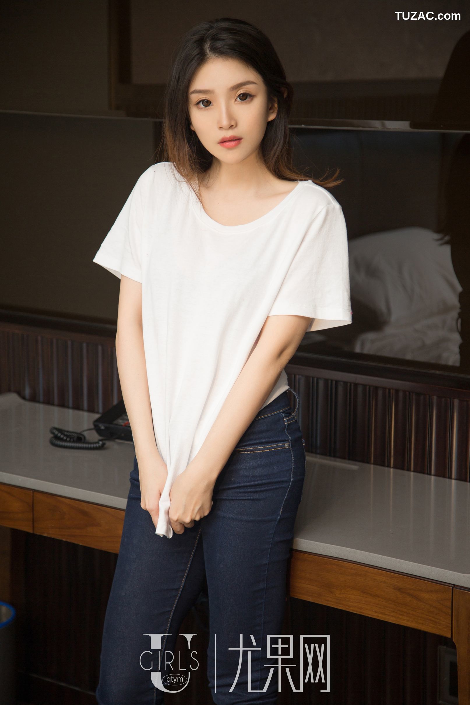 UGirls尤果网-U375-模特Mina-《浪漫主题的现代诗歌》-2018.06.13