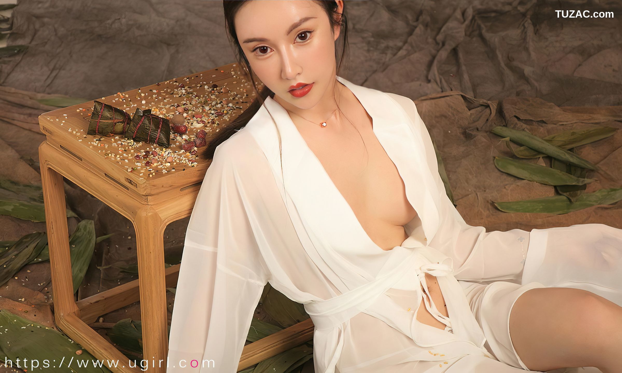 UGirlsApp尤果圈爱尤物-2338-金露-《Angela楚楚》-香食