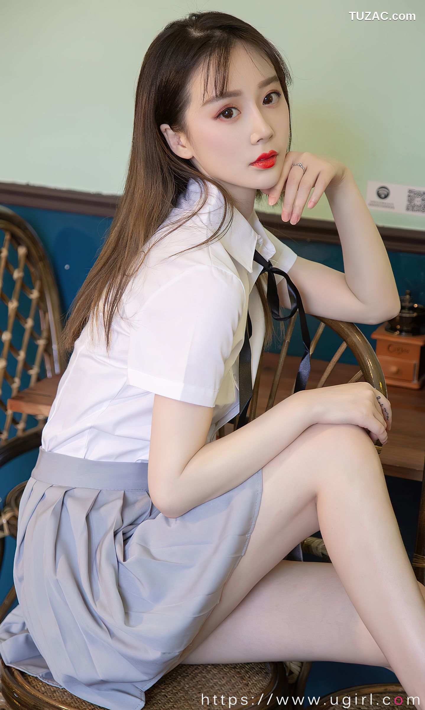 UGirlsApp尤果圈爱尤物-2381-徐肉肉-《少女甜》