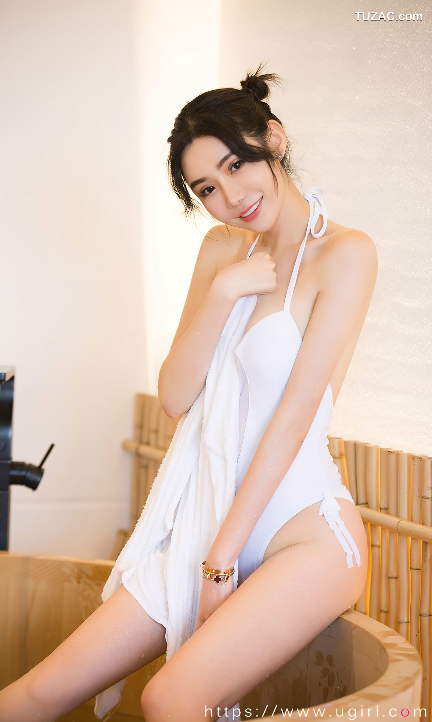 UGirlsApp尤果圈爱尤物-2562-萌琪琪-《浴室邂逅》