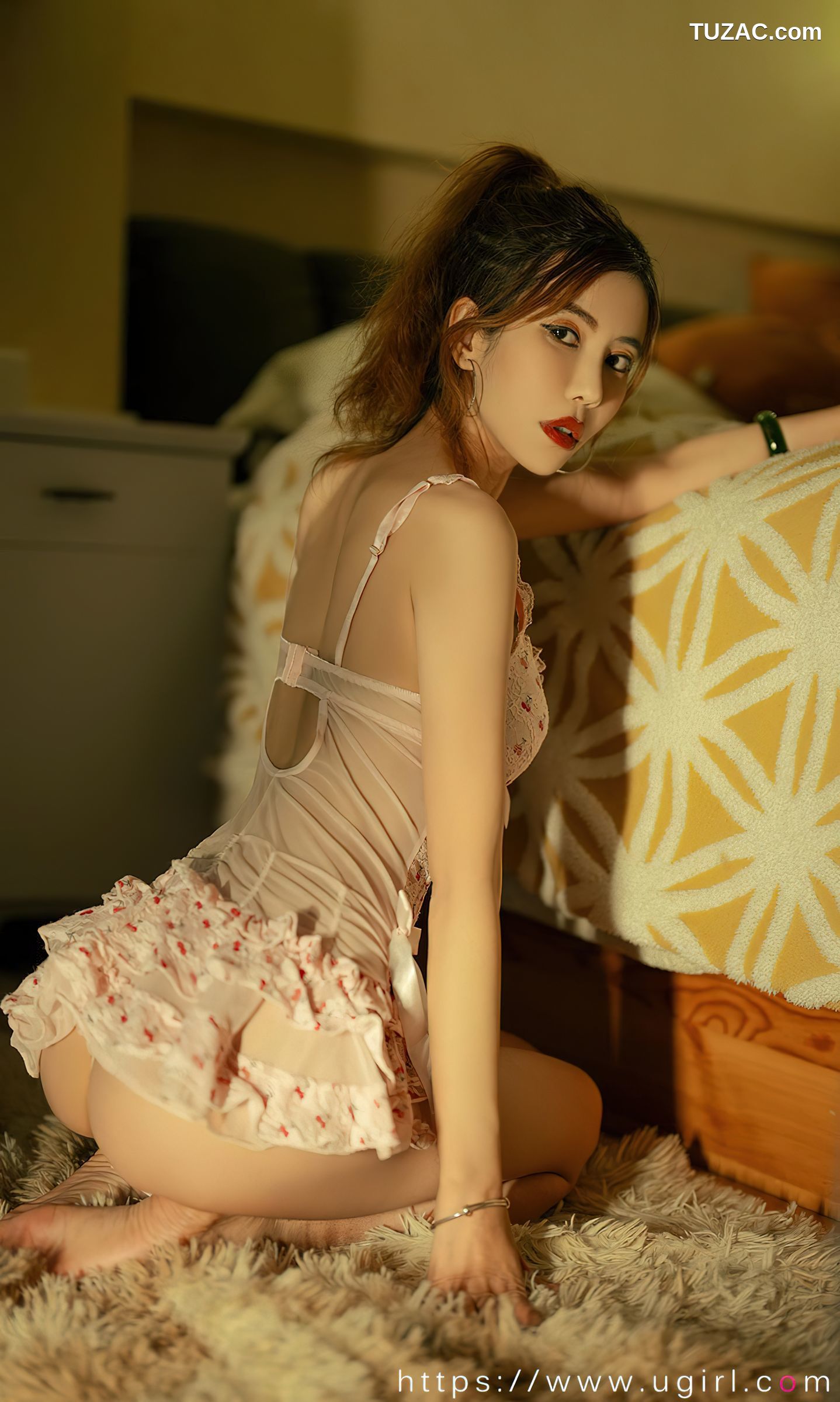 UGirlsApp尤果圈爱尤物-2804-田小燕-《眼中的温度》-2024.03-01