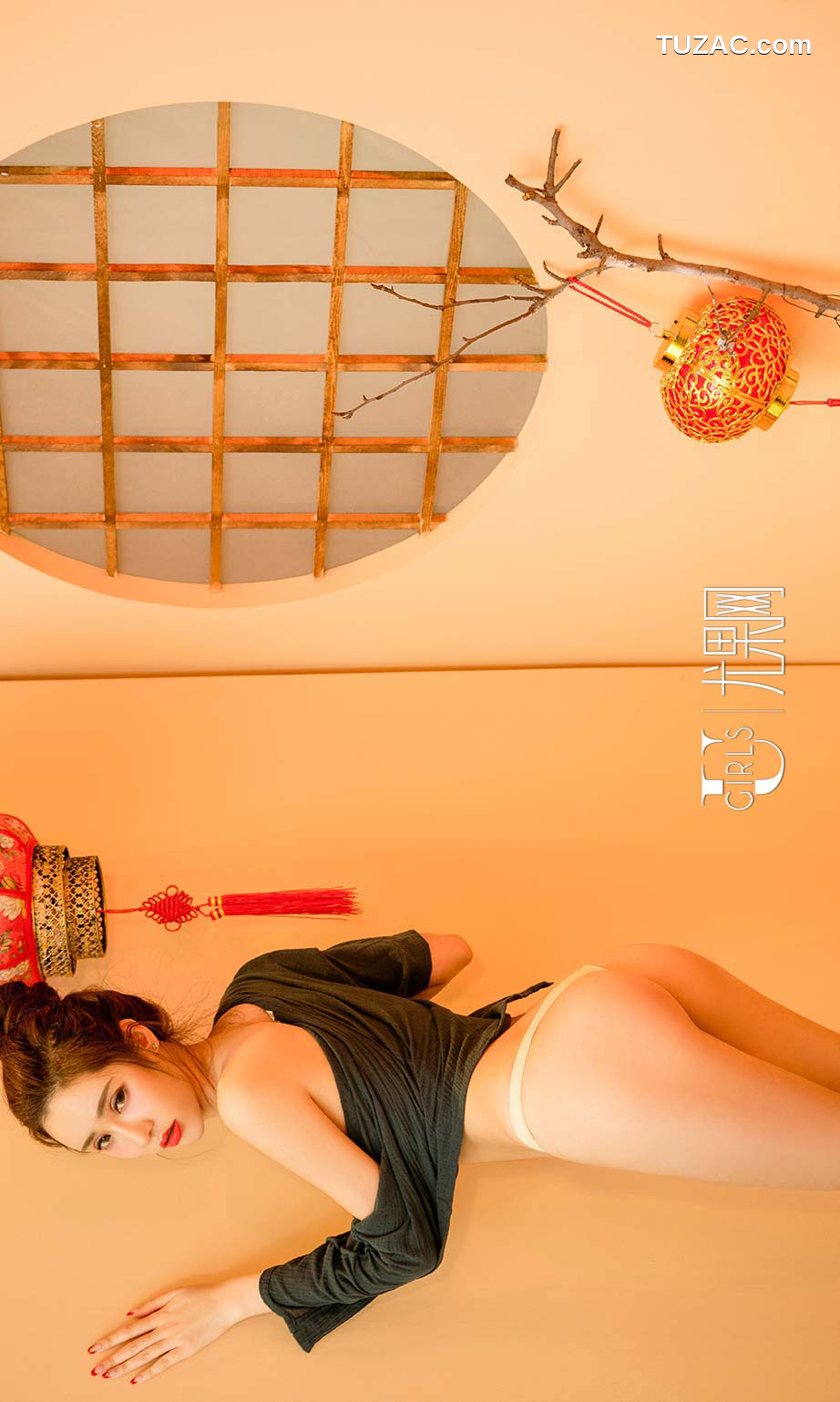 UGirlsApp尤果圈爱尤物-593-颜爱泽-莉恩-萌琪琪-《心粘》