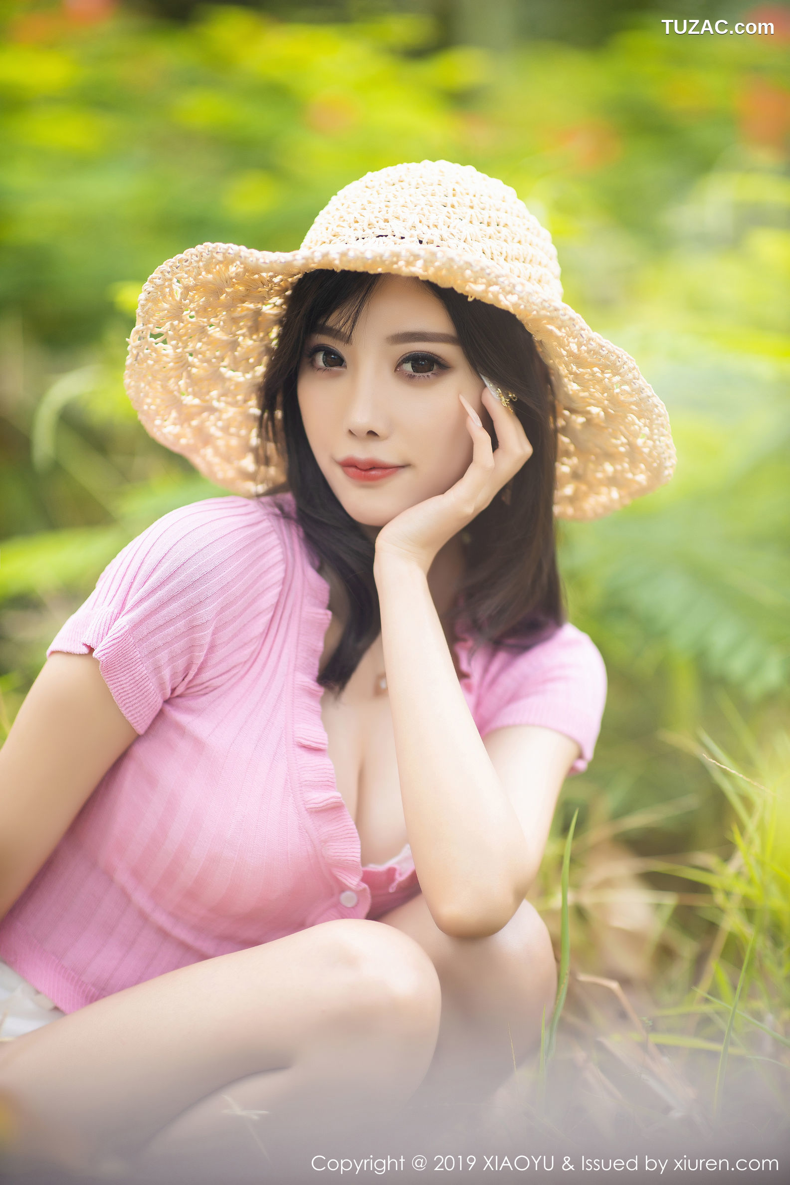 XiaoYu语画界-169-杨晨晨-《室外草帽女孩主题》-2019.10.12