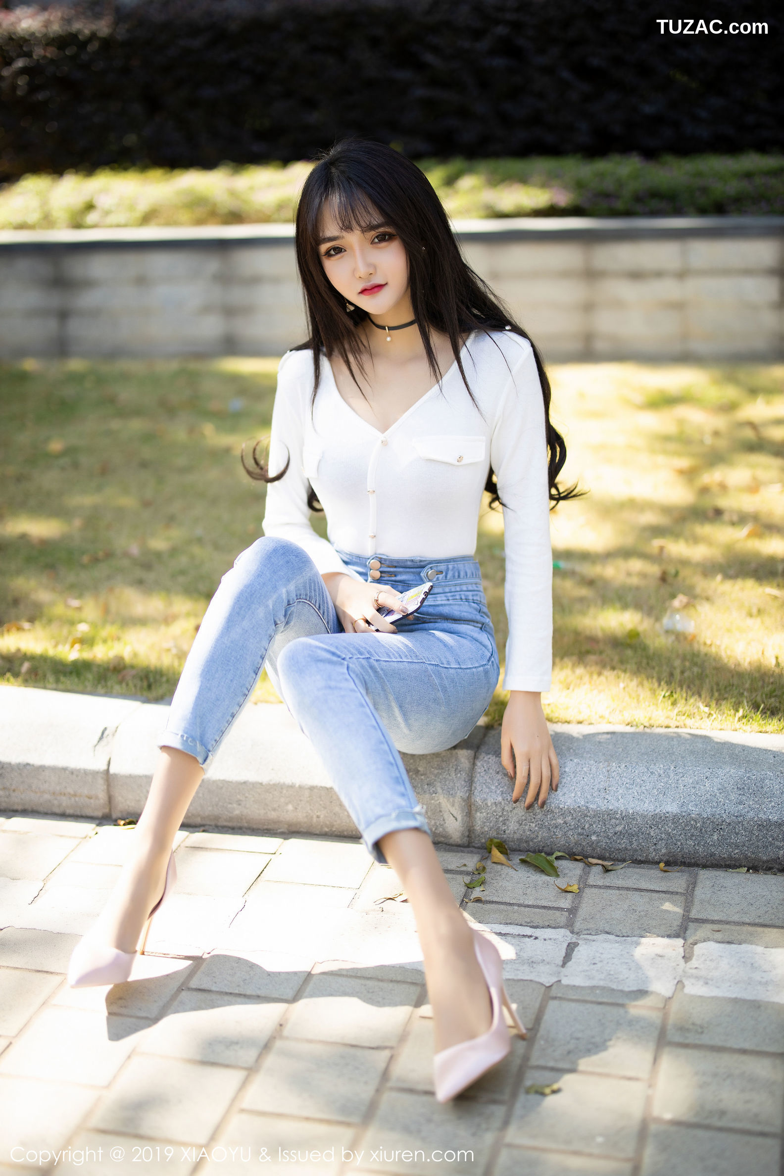 XiaoYu语画界-212-Miko酱吖-《性感牛仔裤-衬衫丝袜》-2019.12.11