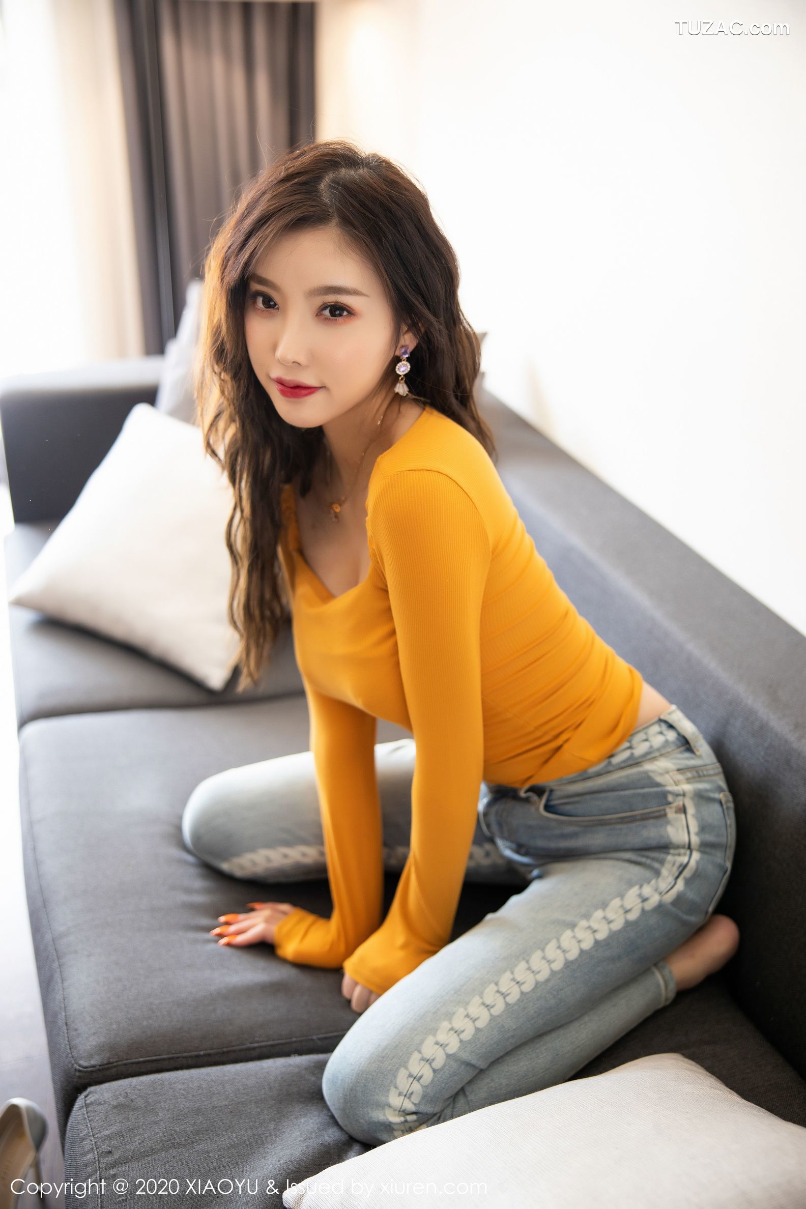 XiaoYu语画界-228-杨晨晨-《牛仔裤包裹的美腿》-2020.01.03
