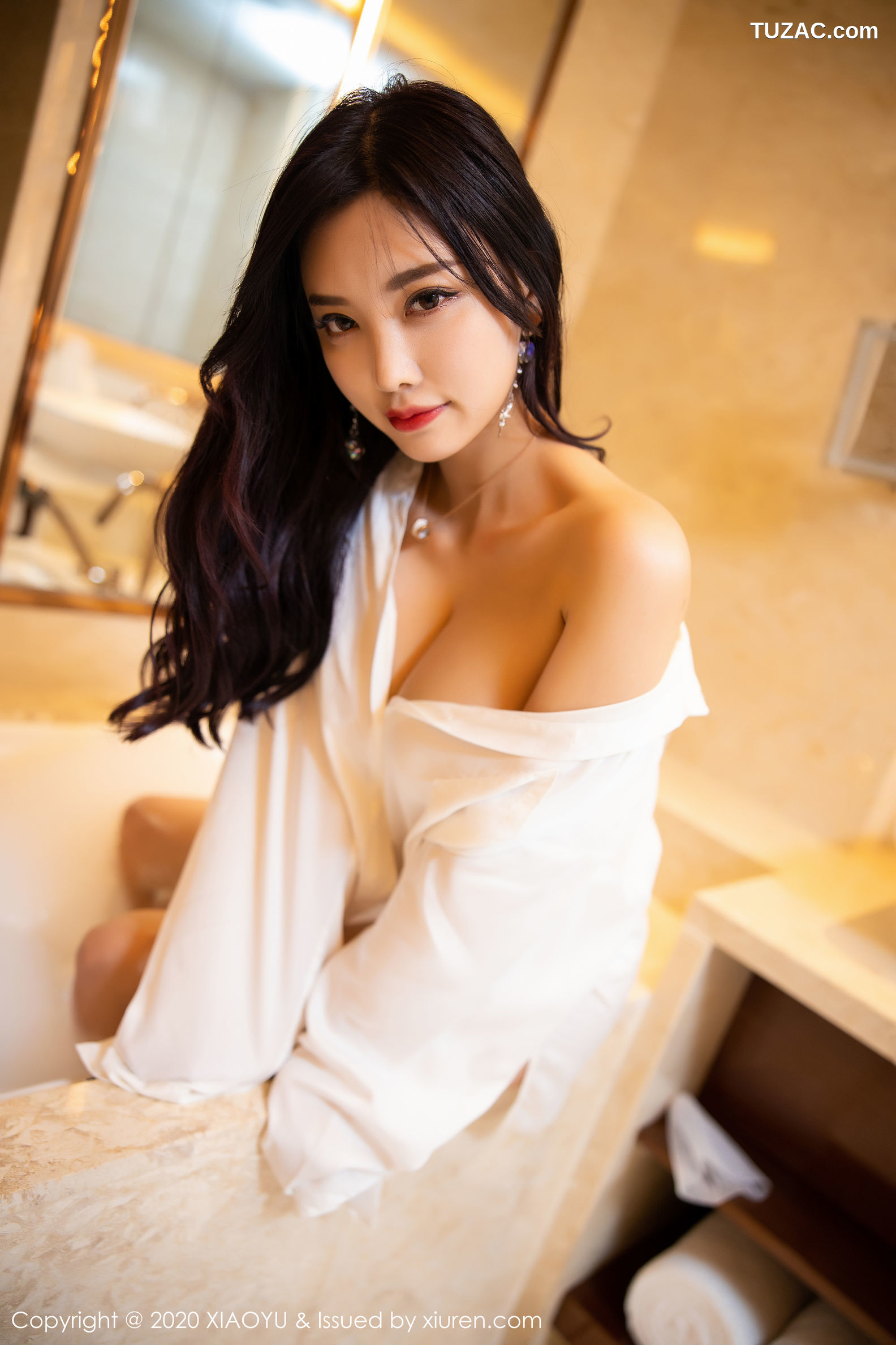XiaoYu语画界-272-杨晨晨-《白衬衫浴室淋漓湿身系列》-2020.03.20