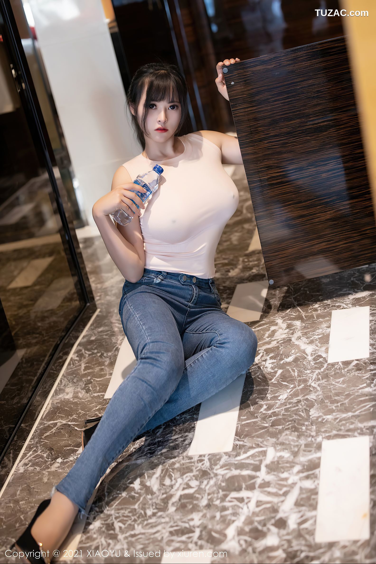 XiaoYu语画界-468-奈沐子-薄透视上衣真空激凸朦胧肉丝-2021.02.07