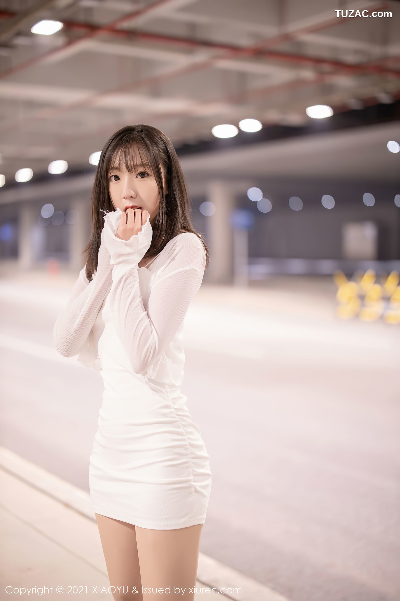 XiaoYu语画界-496-蜜桃酱-白色绸缎吊带裙肉丝-2021.03.25